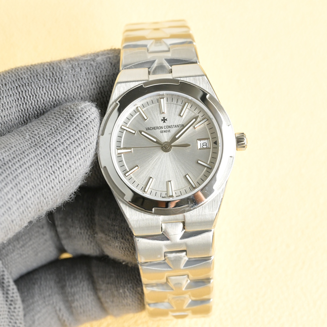 V.C. Danton’s New Overseas Stone Wristwatch Model 1225v/1205v Summary