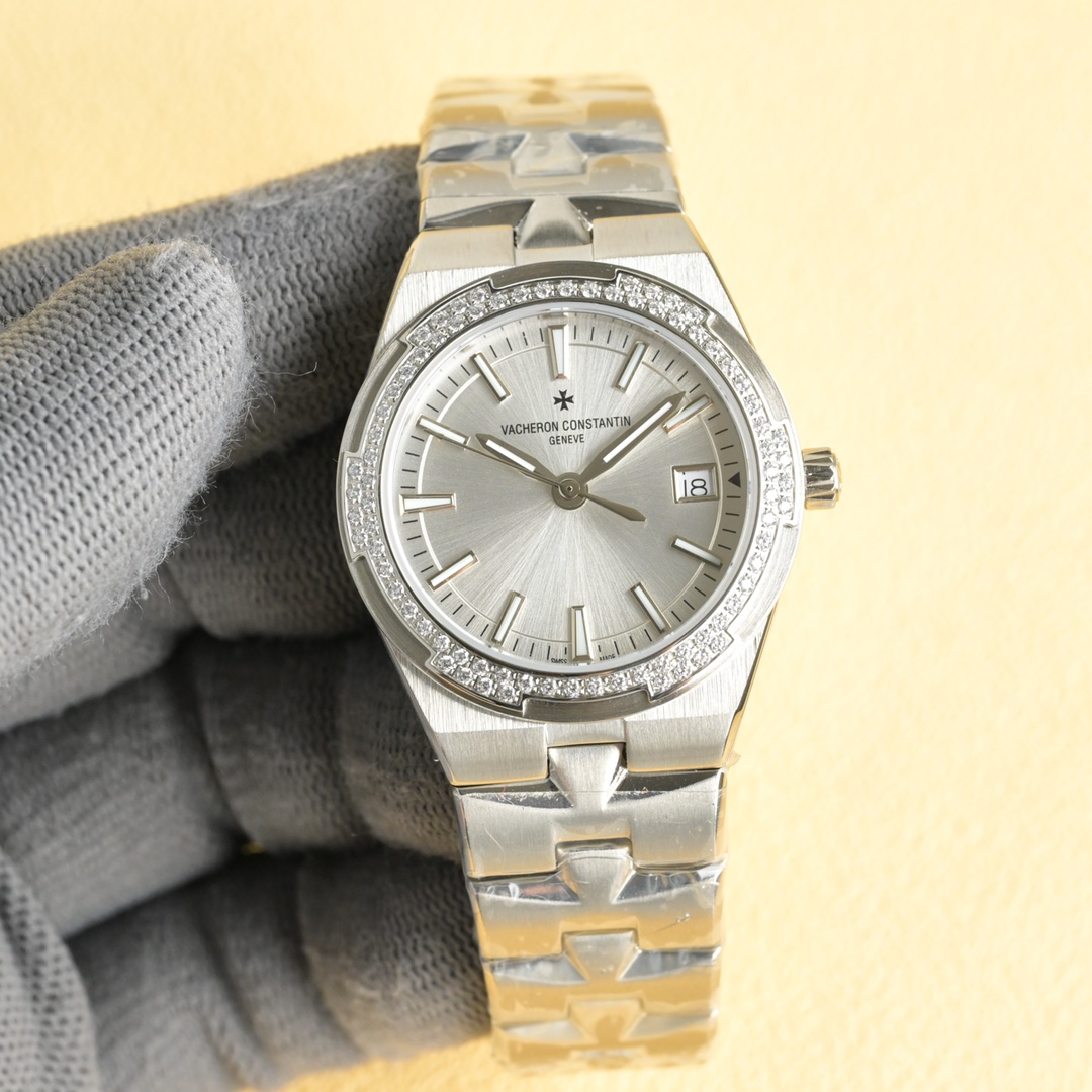 V.C. Danton’s New Overseas Stone Wristwatch Model 1225v/1205v Review