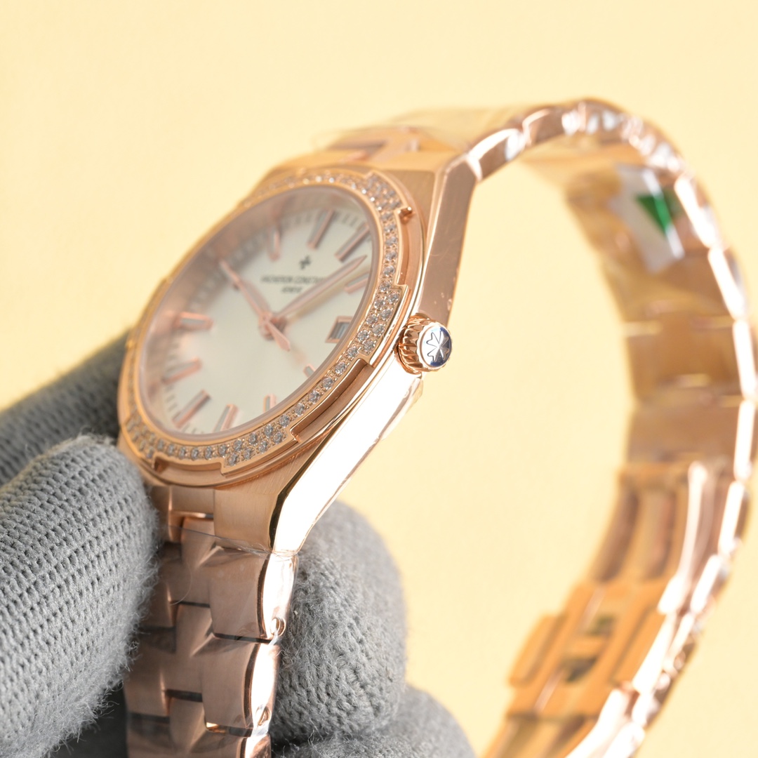 V.C. Danton’s New Overseas Stone Wristwatch with Swarovski Drills - 图片 6