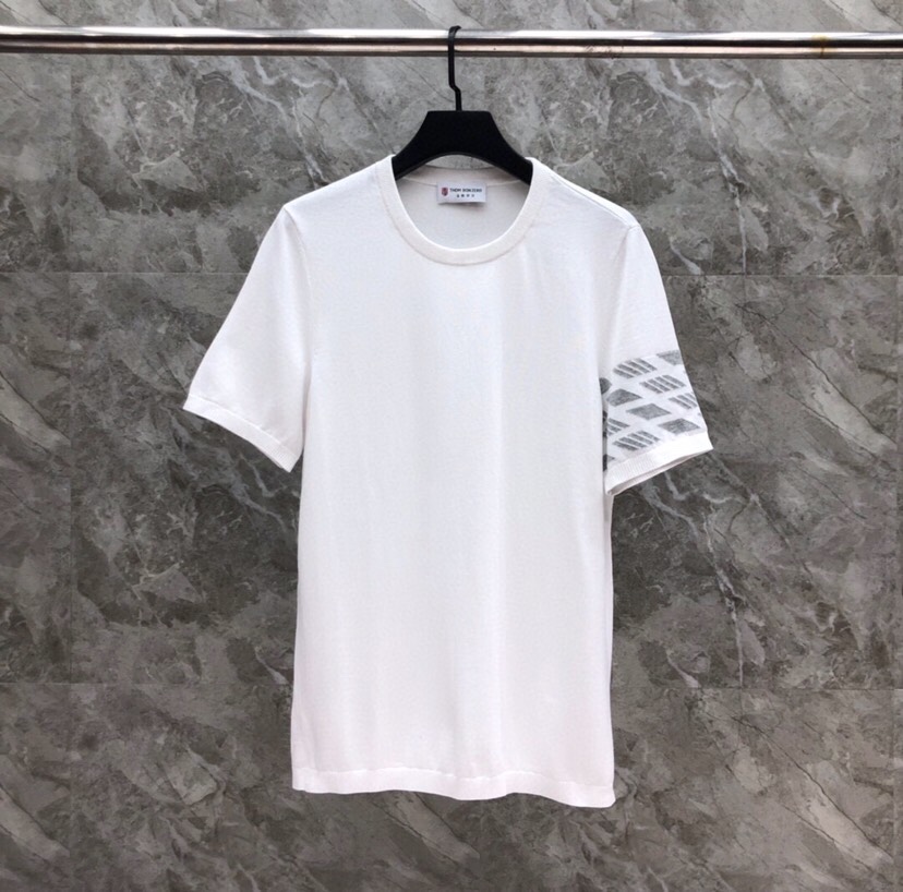 🔥THOM BROWNE 汤姆布朗 TB菱形四杠针织短袖圆领T恤  \n码数：0～5   颜色：白、蓝\
