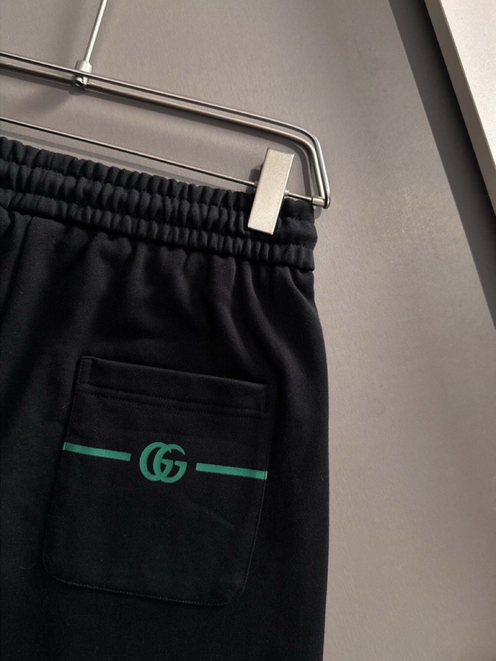 🔥Gucci 古奇2025ss经典字母刺绣短裤 爆款定制棉质面料 采用立体绣花工艺 立体清晰可见 面料舒
