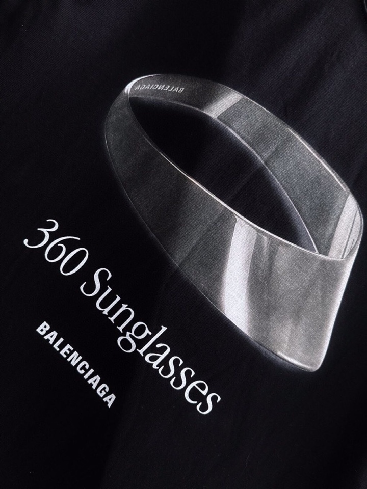 🔥BALENCIAGA 巴黎世家25ss新款短袖圆领T恤，男女同款情侣款，定制260克100％双纱纯棉面