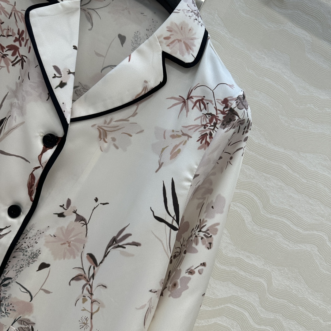 MissD Silk Pyjamas: First-Order Exclusive Women’s Suit with Elegant Floral Design - 图片 3