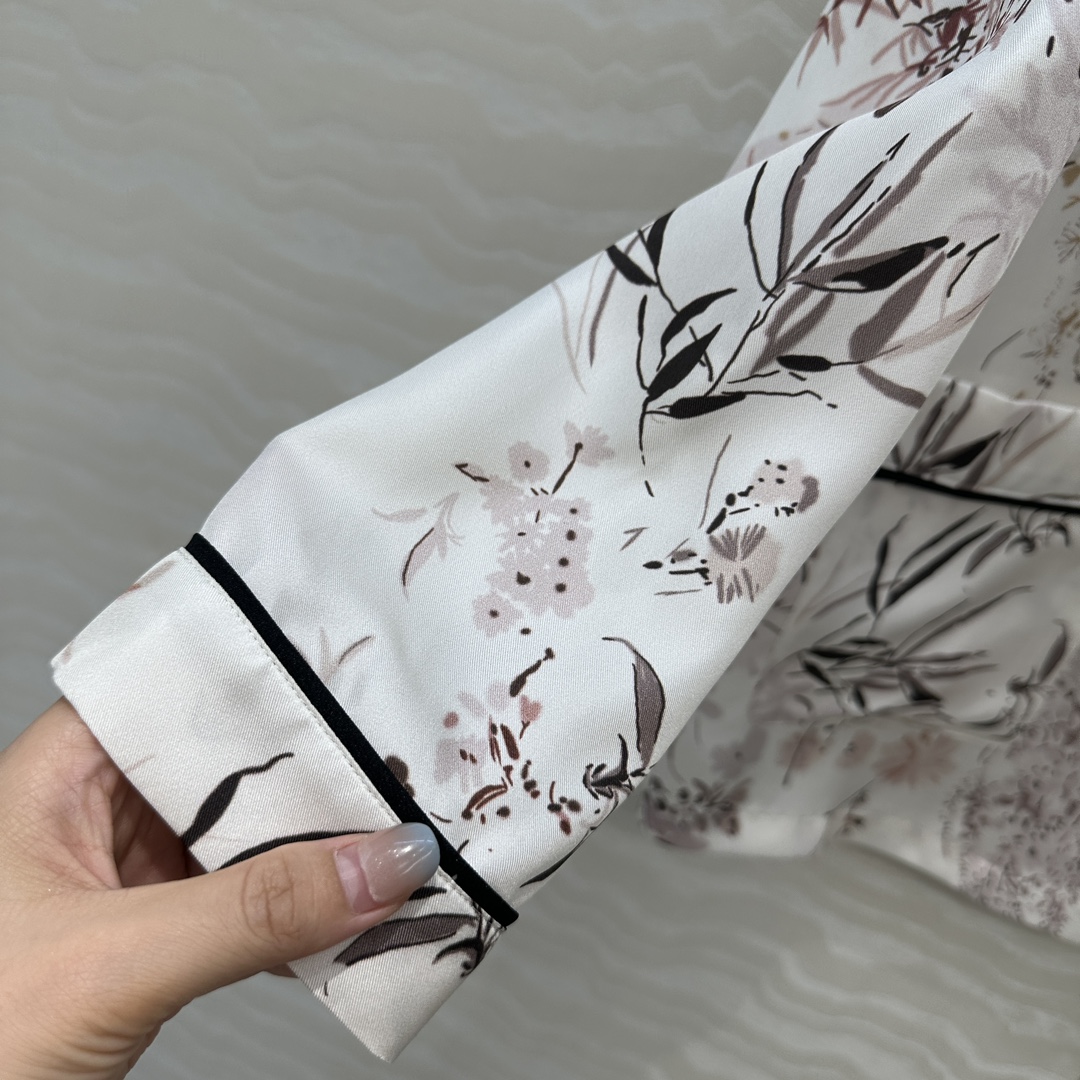 MissD Silk Pyjamas: First-Order Exclusive Women’s Suit with Elegant Floral Design - 图片 6