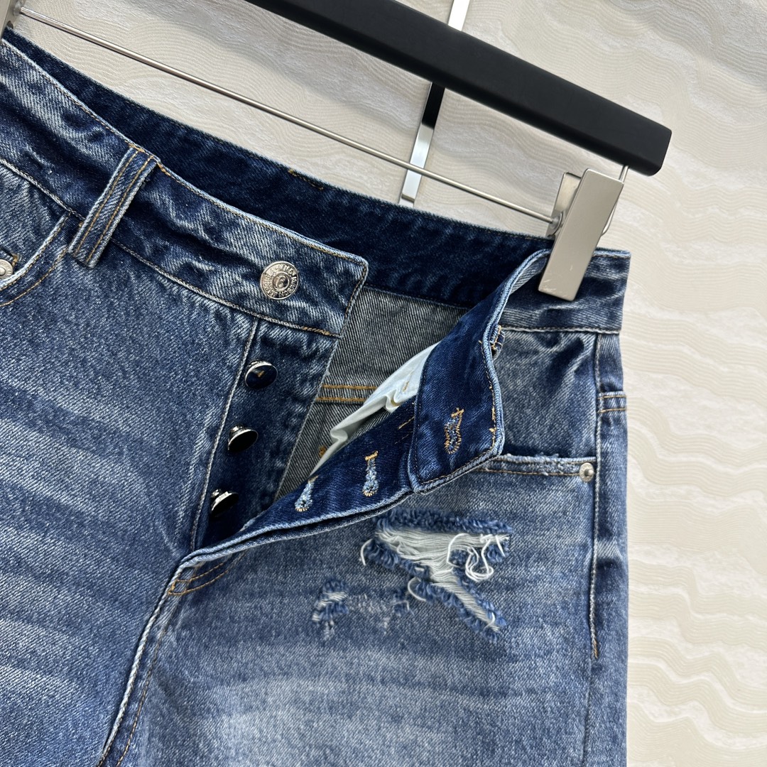 Stylish Women’s Cowboy Suit with Unique Quality and Fashionable Design. - 图片 7