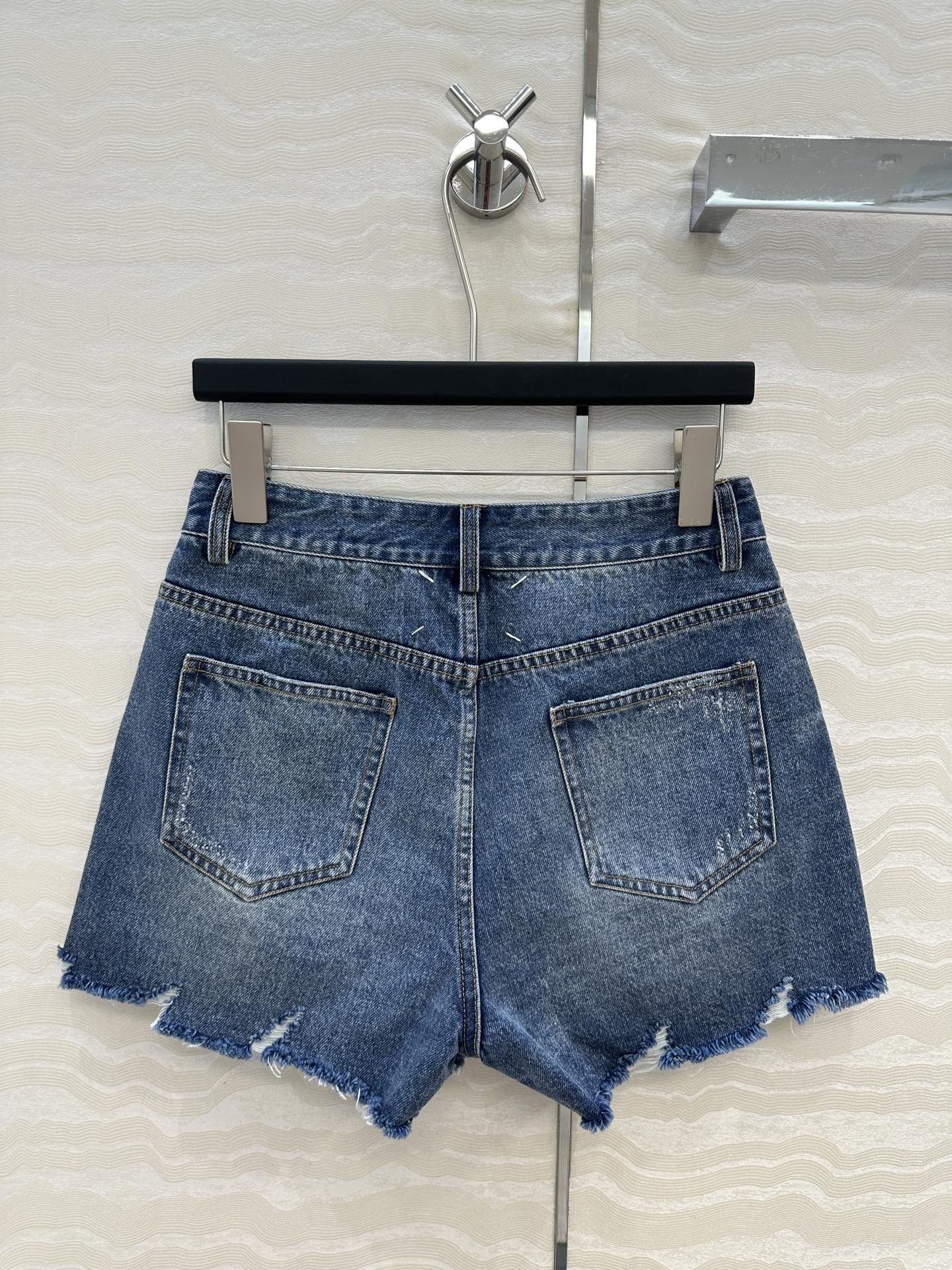 Stylish Women’s Cowboy Suit with Unique Quality and Fashionable Design. - 图片 8