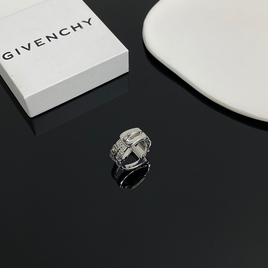 Givenchy Givanch Ring: Cool and Invincible Neutral Style, Item No. 5109M16816, Number 6789. - 图片 6