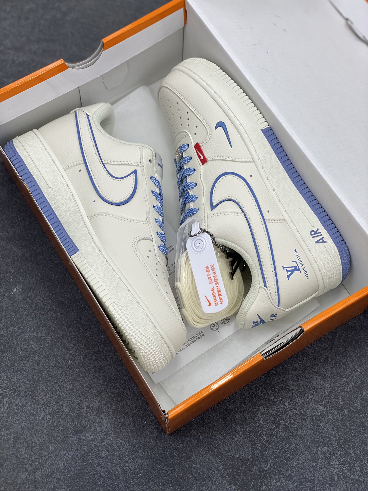图片[9]-NIke Air Force 1 \’07 Low “LV联名”空军一号 低帮 运动鞋 休闲鞋 折边针车 工艺难度大 原楦头原纸板 原装鞋盒 定制五金配件 内置全掌气垫 原厂鞋底 货号：CS5288-018 尺码：36 36.5 37.5 38 38.5 39 40 40.5 41 42 42.5 43 44 44.5 45-选品中心