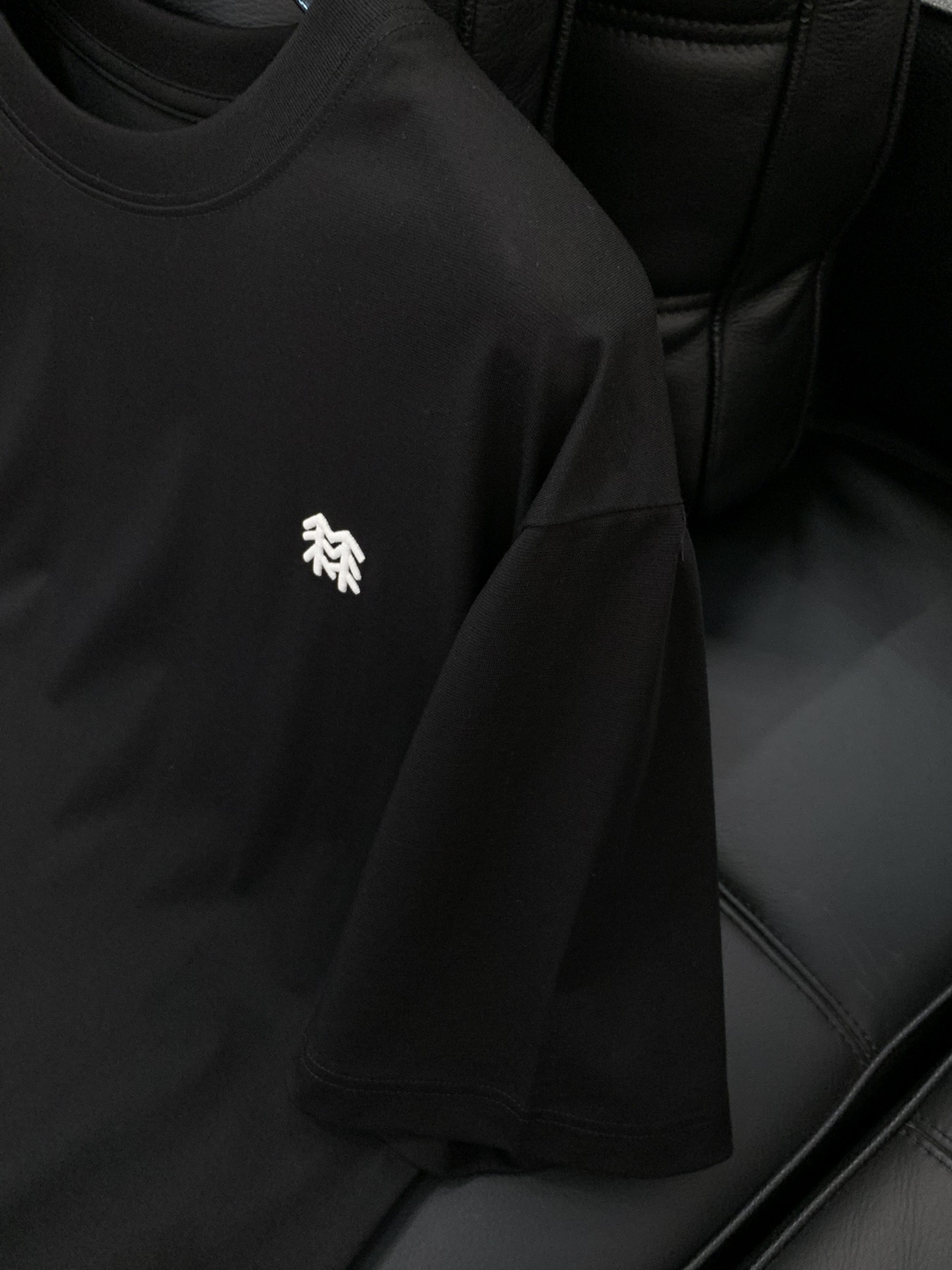 Kolon Sport 2025 Summer Jackets: Stylish Features and Synchronous Sale Highlights - 图片 5