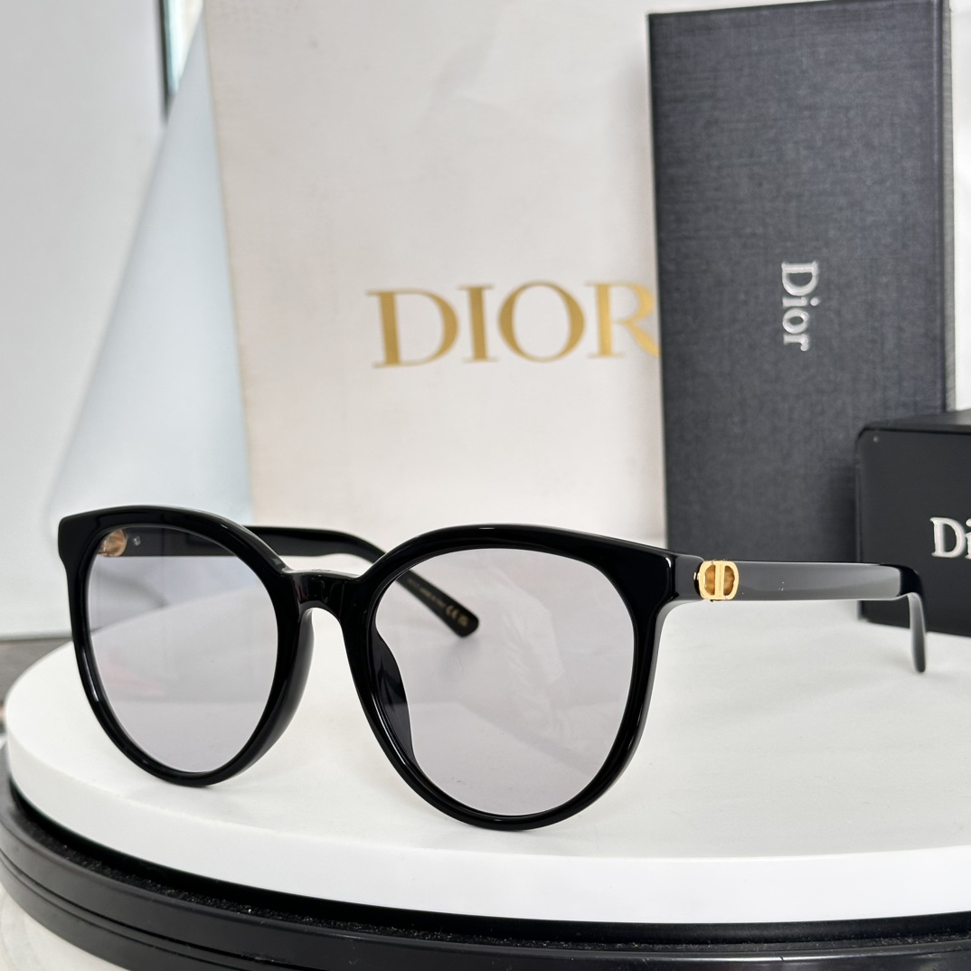  ‼️DIO*🌟🌟🌟MODEL：30Montaigne Mini R2F🌟🌟🌟