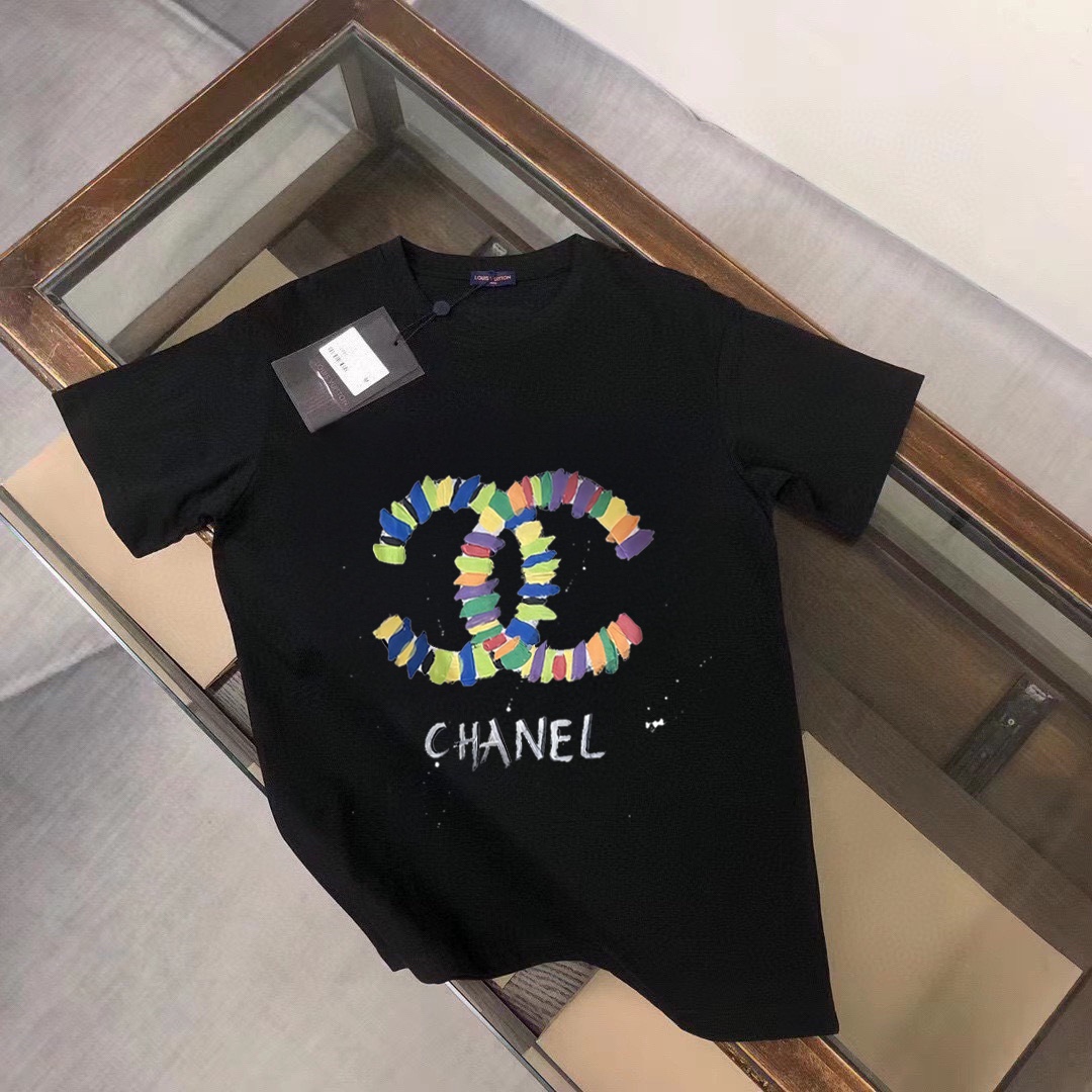 Chanel 品牌【CHANEL香奈儿 】(胖子福音) 男士休闲短袖T恤 2025春夏新品