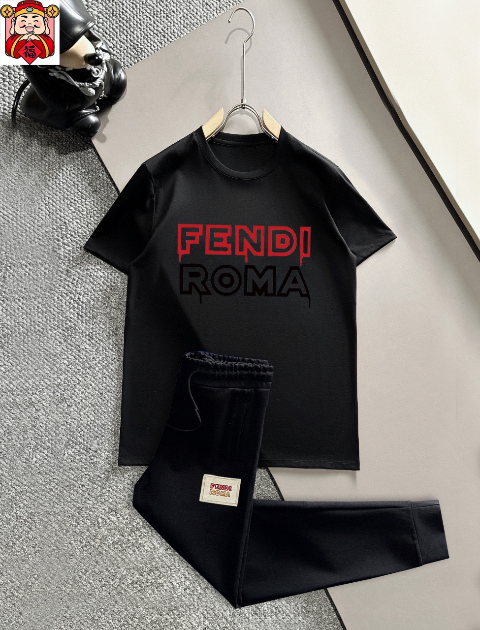 Fendi FENDI 芬迪 (胖子福音) 2025 世界知名奢侈品牌