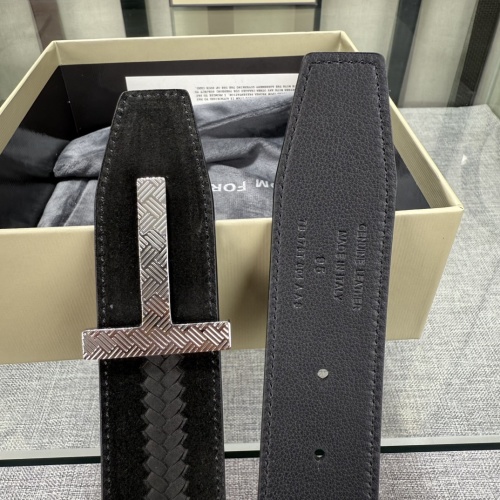 Tom Ford Reversible Leather Belt with T Buckle, 3.8cm Width 1 Tom Ford Reversible Leather Belt with T Buckle, 3.8cm Width