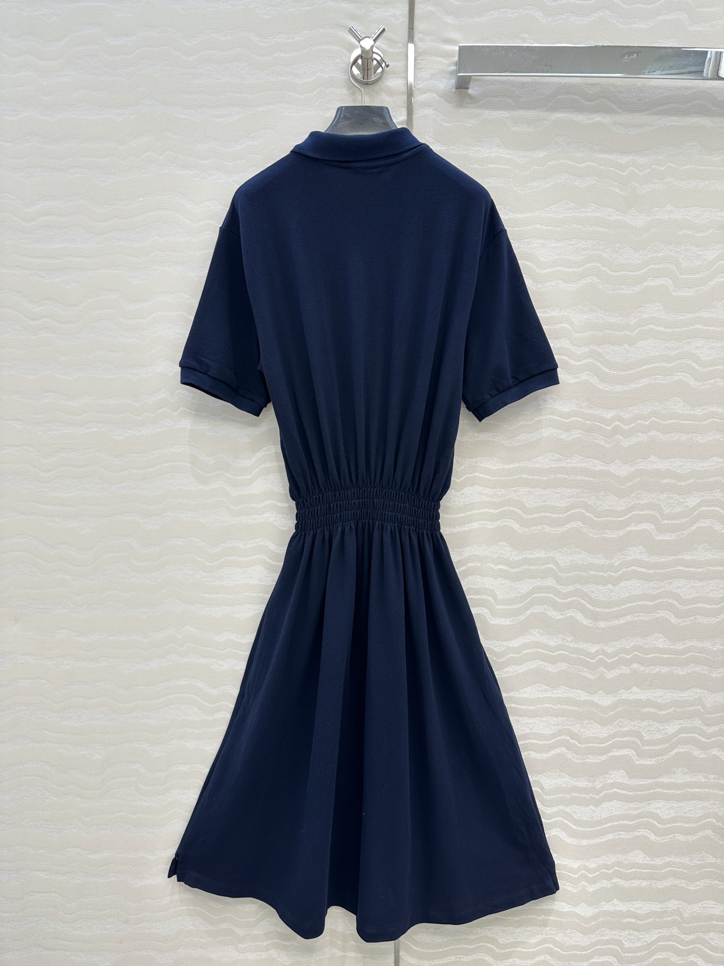 Stylish Navy Blue Embroidered Polo Shirt Dress with Cyborg Recommendation - 图片 9