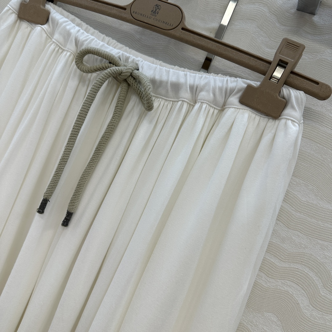 Fashion Recommendation: Elegant White Cotton Skirt for Stylish Comfort - 图片 4