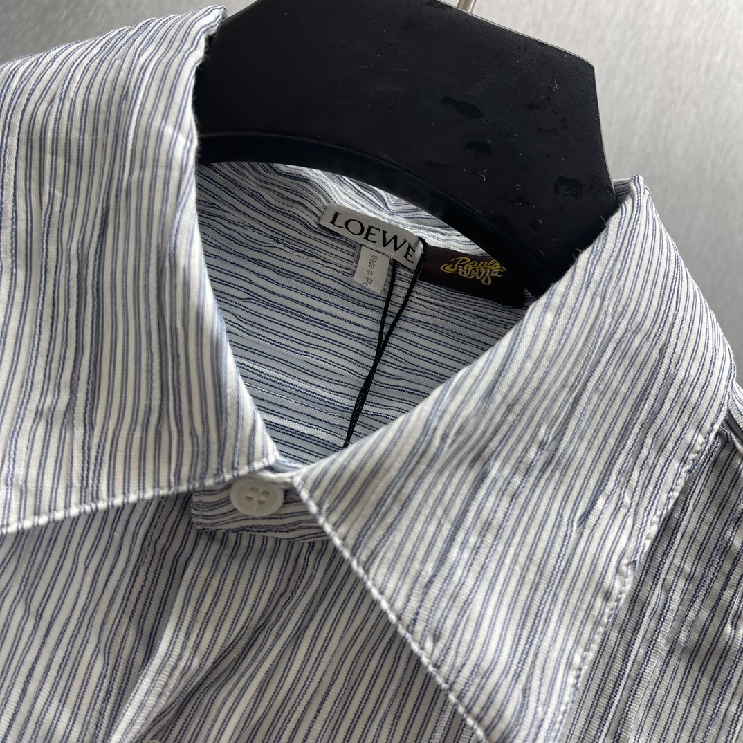 “P732 Lightweight Striped Cotton Shirt with Anagram Embroidery” - 图片 5