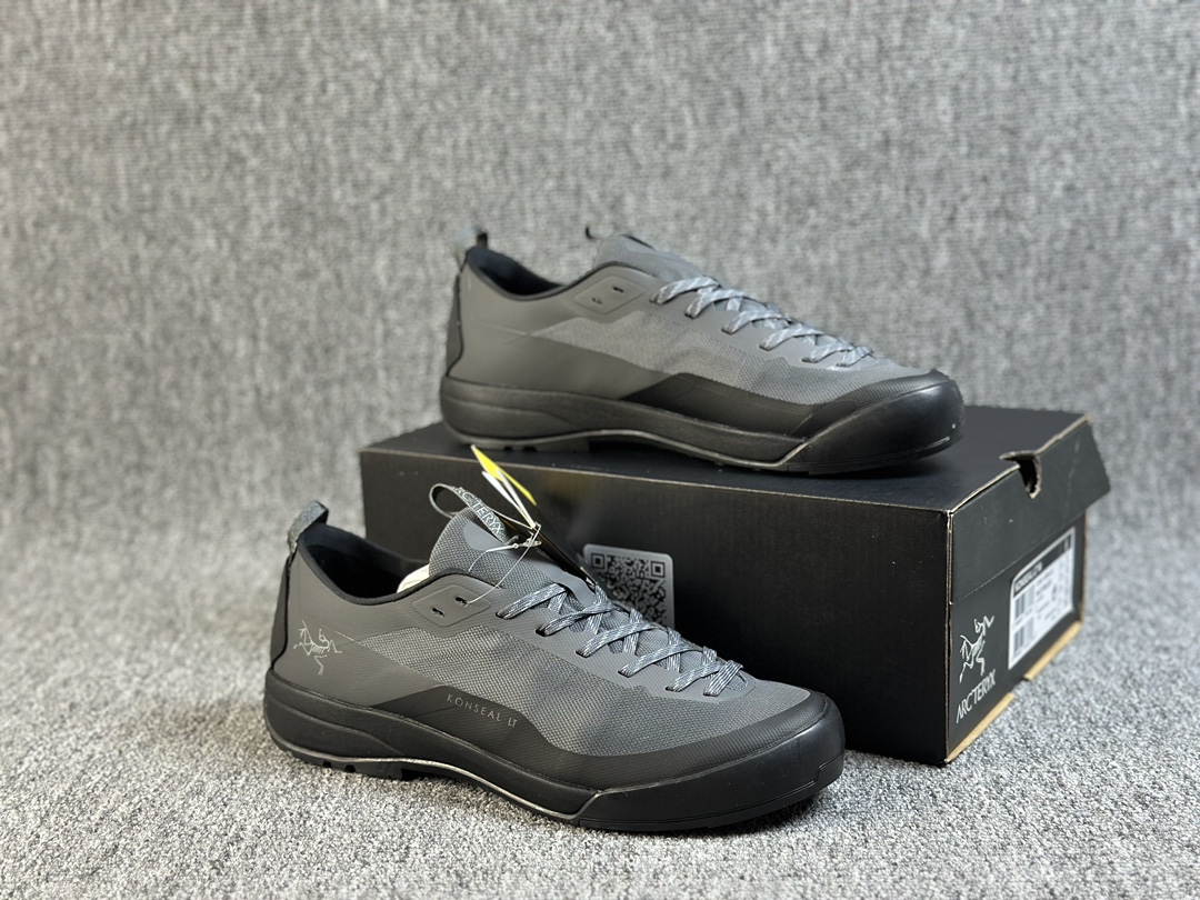 福利特价
Arcteryx始祖鸟KONSEAL LT低帮登山鞋 适合技术路线单日徒步穿着 aeriosfl gtx鞋受到长途野外跑步鞋的启发 适合在变化的地形上进行快速轻快的徒步旅行穿着,舒适而有支撑性,使您充满信心。该设计与脚部融为一体,可最大限度地减少摩擦,gore-tex保护膜可防水,采用gore隐形适体(invisiblefit)技术,更轻薄舒适。敏捷、稳定和技术路线上的自信源于vibram® megagrip外底、压缩eva内底以及一体的tpu
尺码:36 36.5 37 38 38.5 39 40 40.5 41 42 42.5 43 44 44.5 45