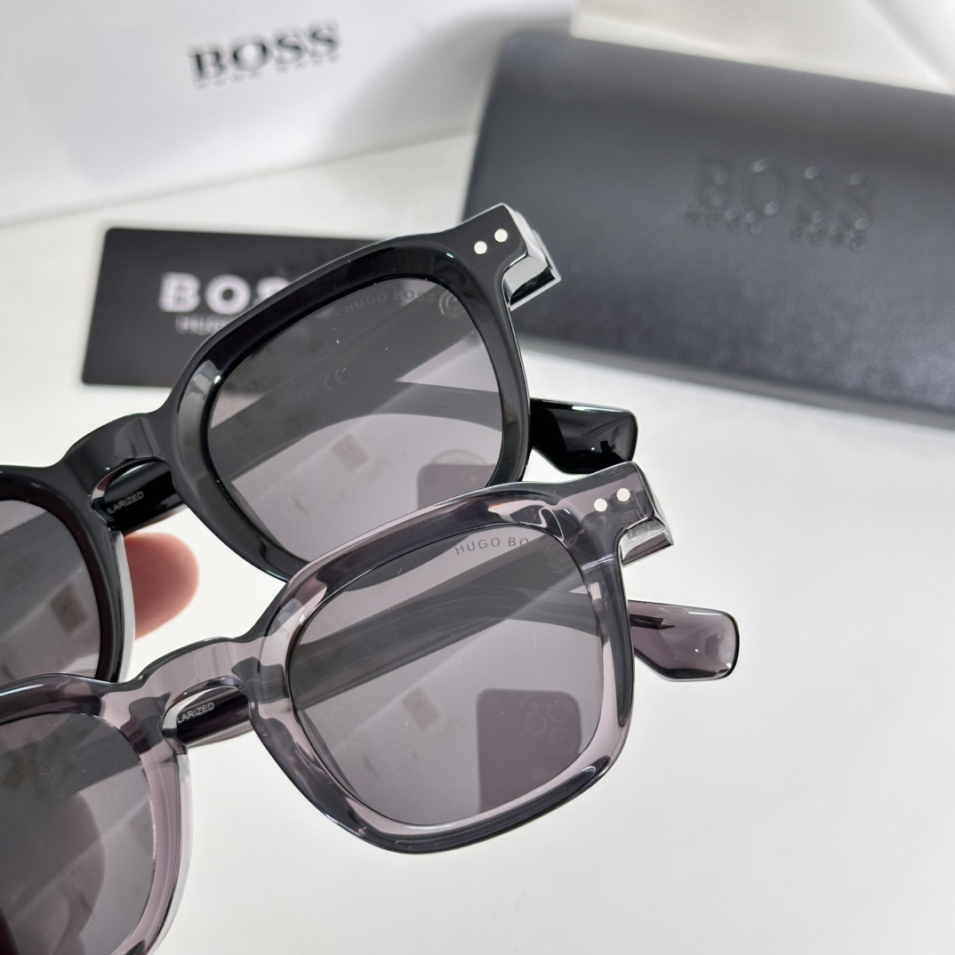  ‼️BOSS M3008 Size：45口22-145 
太阳眼镜 🕶高品质 
不挑脸 火的狠 🍁
经