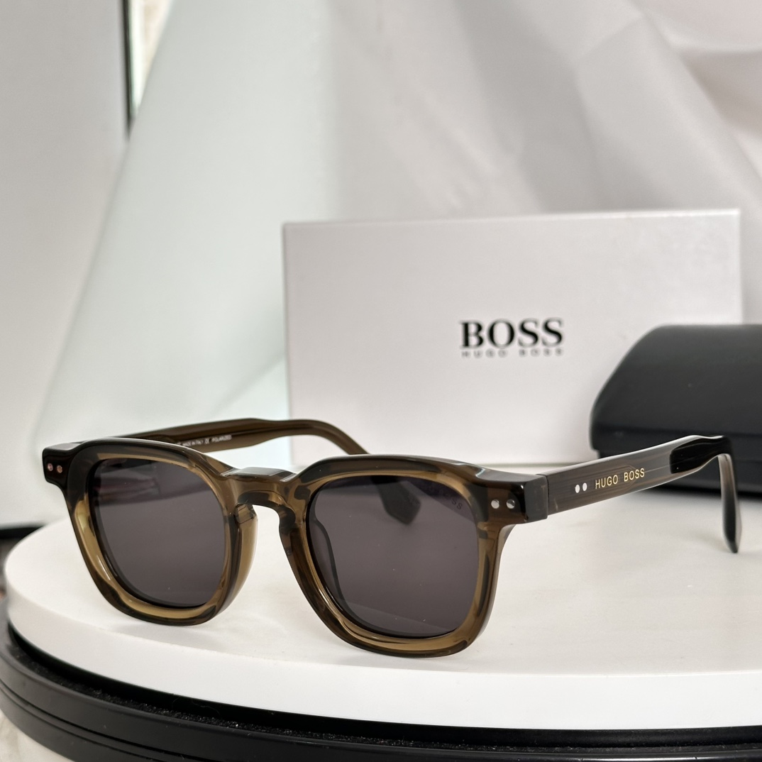  ‼️BOSS M3008 Size：45口22-145 
太阳眼镜 🕶高品质 
不挑脸 火的狠 🍁
经
