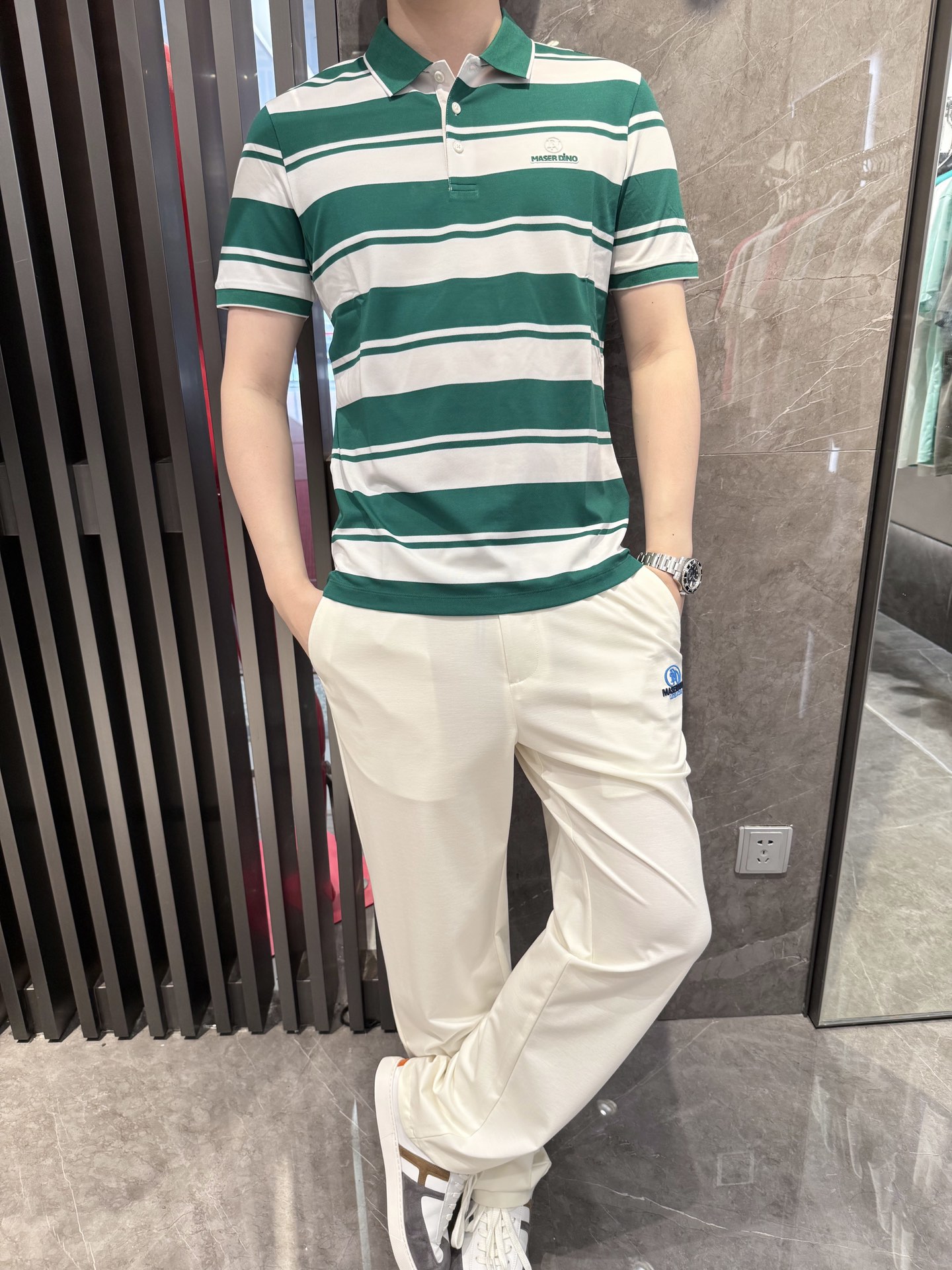 NO:423927,Dino luxury products - brand authentic products in 2025 latest polo shipments, hot-selling items in Europe and the United States!  Selected Italian imported brand European cotton laceel fabrics, the brand logo on the chest is matched with the latest striped design, highlighting fashion!  Number of codes 48-56 (model 180/140 wears 50, with Hong Kong Lane Crawford gift box packaging), alexander wang19860909Dino奢品-品牌正品2025最新polo出货 欧美热销单品！精选意大利进口品牌欧货棉莱赛尔面料,胸口的品牌标志搭配最新的条纹设计,彰显时尚 ！码数48-56（模特180/140穿50,配香港连卡佛礼盒包装）,,alexander wang,Men's clothing