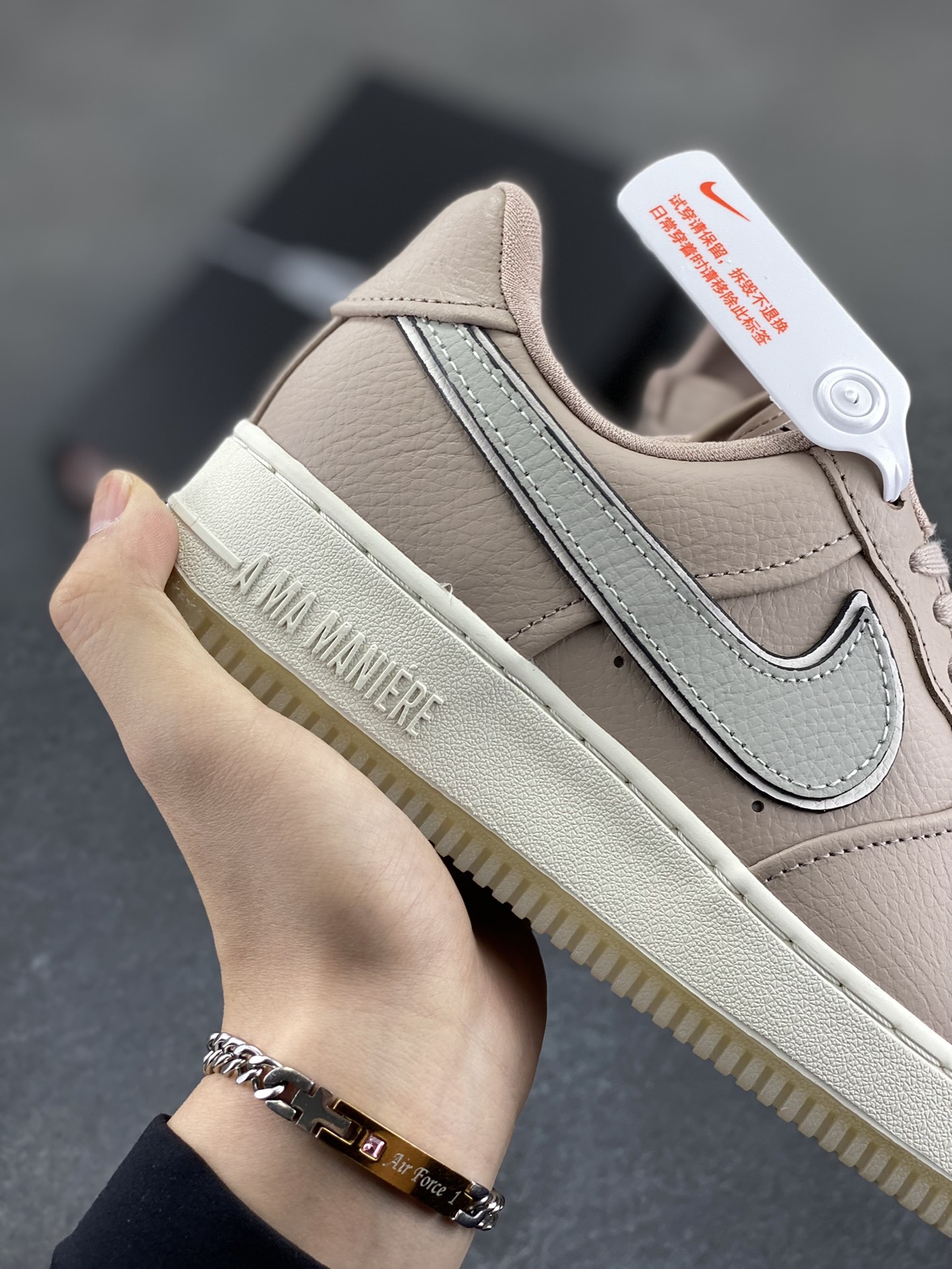 图片[6]-Nike Air Force 1 Low 棕水晶 原楦头原纸板 打造纯正空军版型 专注外贸渠道 全掌内置蜂窝气垫 原盒配件 原厂中底钢印、拉帮完美 货号：HF4084-200 尺码：36 36.5 37.5 38 38.5 39 40 40.5 41 42 42.5 43 44 44.5 45-选品中心