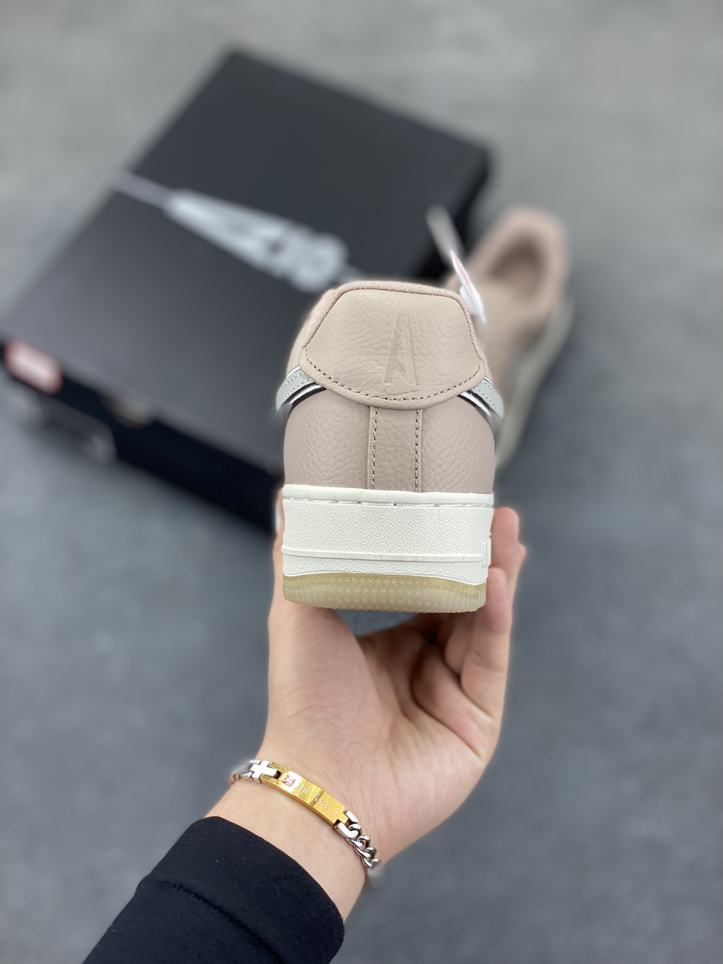 图片[4]-Nike Air Force 1 Low 棕水晶 原楦头原纸板 打造纯正空军版型 专注外贸渠道 全掌内置蜂窝气垫 原盒配件 原厂中底钢印、拉帮完美 货号：HF4084-200 尺码：36 36.5 37.5 38 38.5 39 40 40.5 41 42 42.5 43 44 44.5 45-选品中心