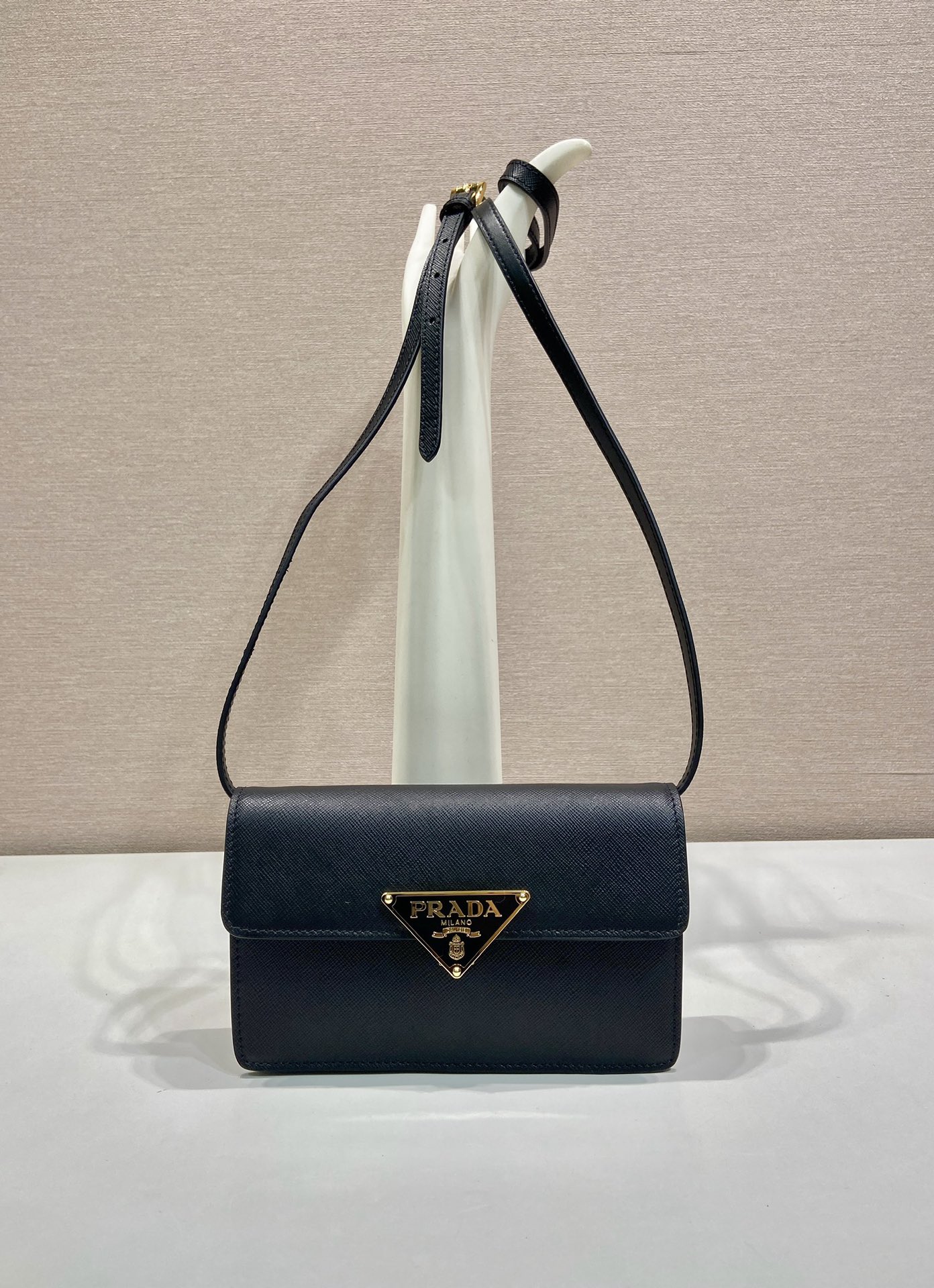 Elegant Saffiano Leather Mini Handbag with Adjustable Strap - Perfect for Daily Use 2 i1750909509 574 0