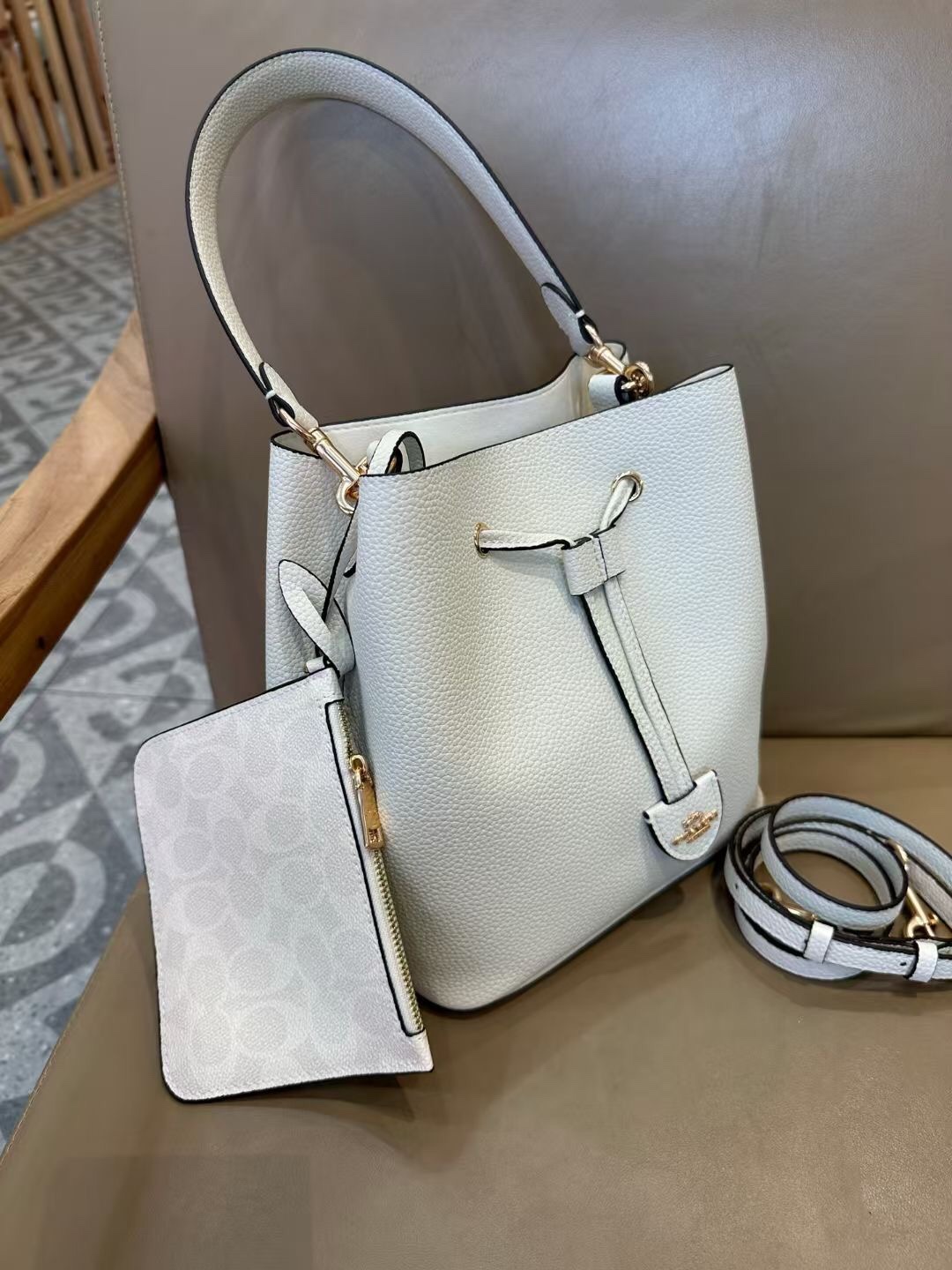 [New product in November] Coach CBH07 CBH06 classic presbyopic Rowan drawstring shoulder crossbody bucket bag, mother-in-law bag, with detachable