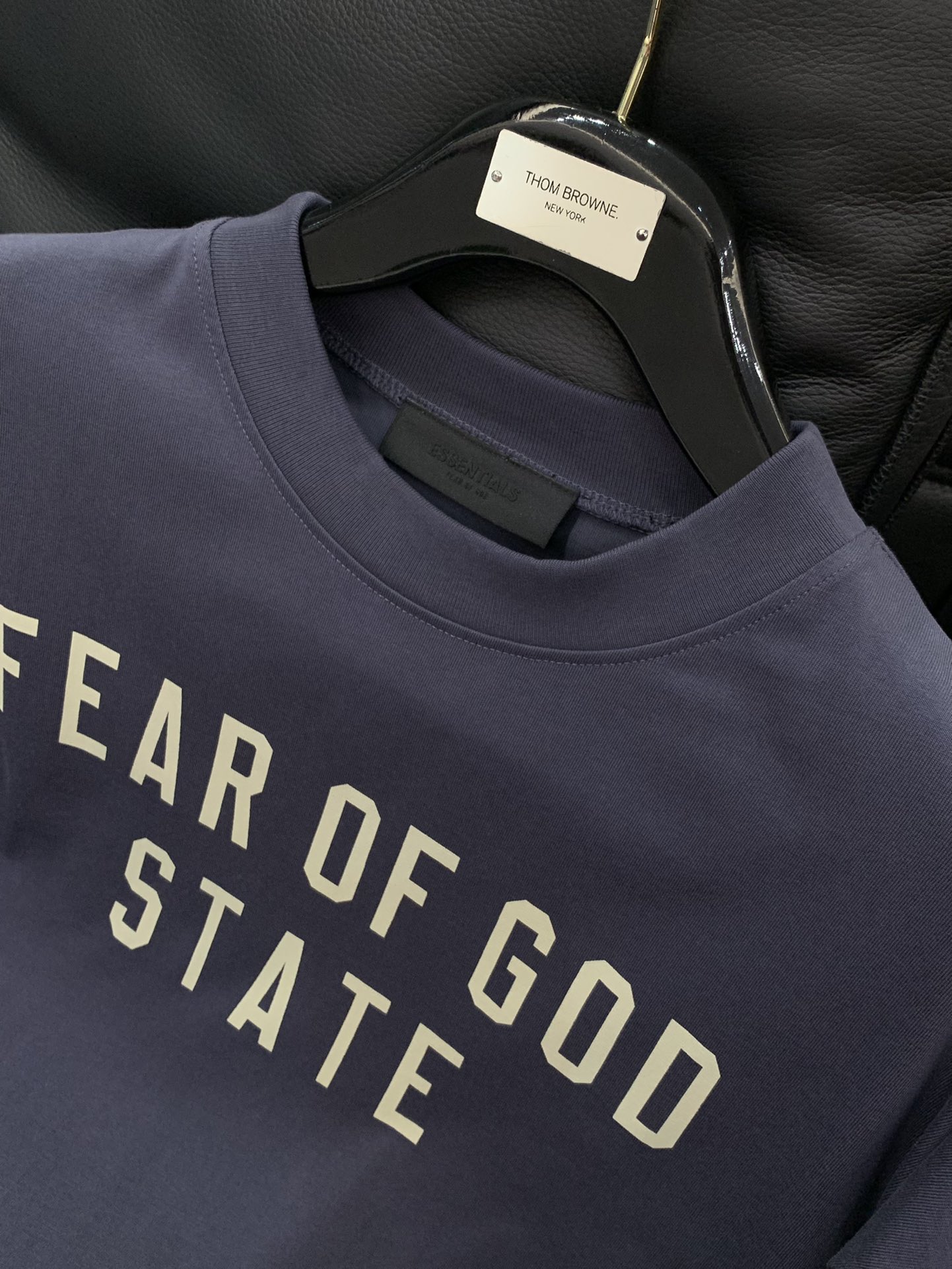 Fear of God Summer 2025: Top-Class Short-Cuff T-Shirt with Unique Design - 图片 4