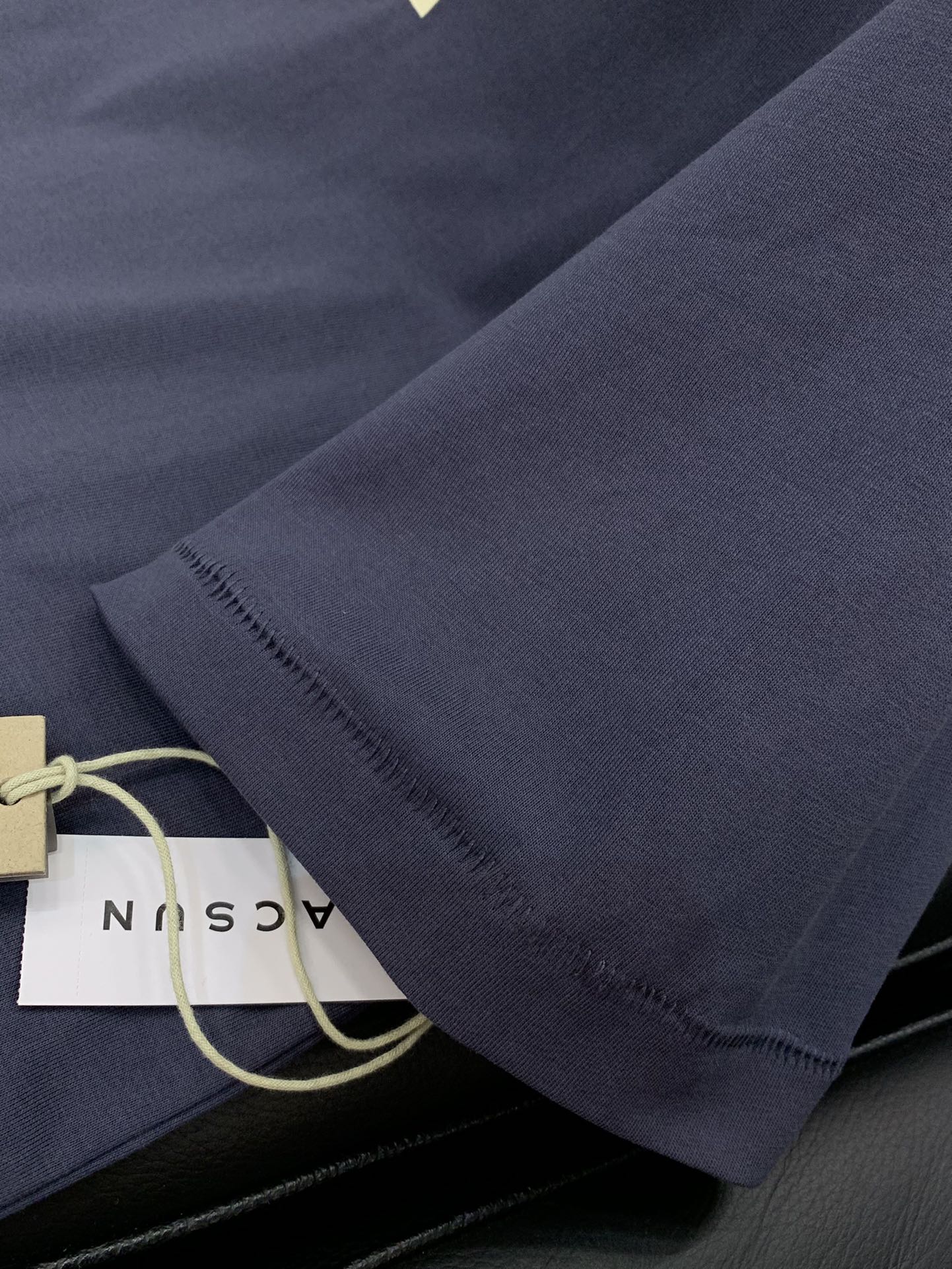 Fear of God Summer 2025: Top-Class Short-Cuff T-Shirt with Unique Design - 图片 5