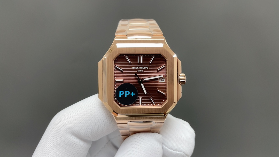 NO:393210,PP+ Patek Philippe Square New Series CUBITUS 5821 Watch Highlight Features 1 movement: equipped with a custom modified Cal.26-SC all-in-one machine, adjusting continuously, adjusting continuously, balance wheel position is the same as the genuine product, automatic winding movement. 2 steel belt: 316L custom-made ergonomic strap, new buckle style. 3 case: size 45 mm thickness is only 8.3mm, which is the diagonal length of the case (i.e. 10 points to 4 points). Because the case is similar to square, the width of the upper and lower sides will be less than this value, so the visual effect is not very large. In terms of matching, 5821 is a sports-style watch, and it is also possible to wear formal wear and casual styles in daily life, patek philippe19860909PP+ 百达翡丽 方形 新系列CUBITUS 5821腕表 亮点特色1机芯:搭载定制改Cal.26- SC一体机,调时不停秒,调时不停秒,摆轮位置均与正品一致,自动上链机芯.2钢带:316L定制级人体工程学表带,新扣款式.3表壳:尺寸45毫米厚度仅8.3mm,为表壳对角线长度(即10点位至4点位),因为表壳近似于方形,上下边的宽度会小于这一数值,所以视觉效果并不是很大. 搭配上,5821属于运动风格腕表,日常搭配正装和休闲风格也可以,,patek philippe,Watch