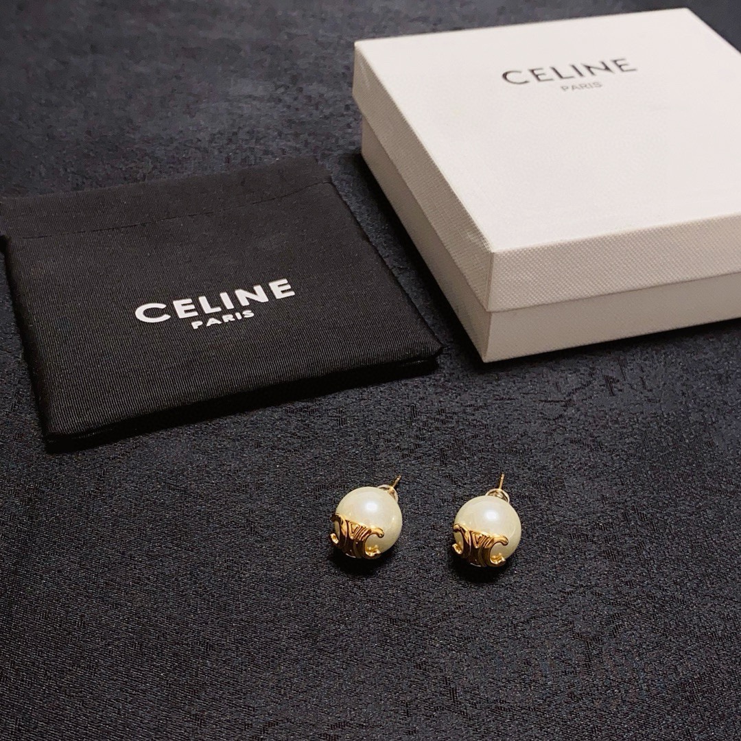 “Celine Selin’s Popular Pearls: Graceful Fashion Statement for Women” - 图片 9
