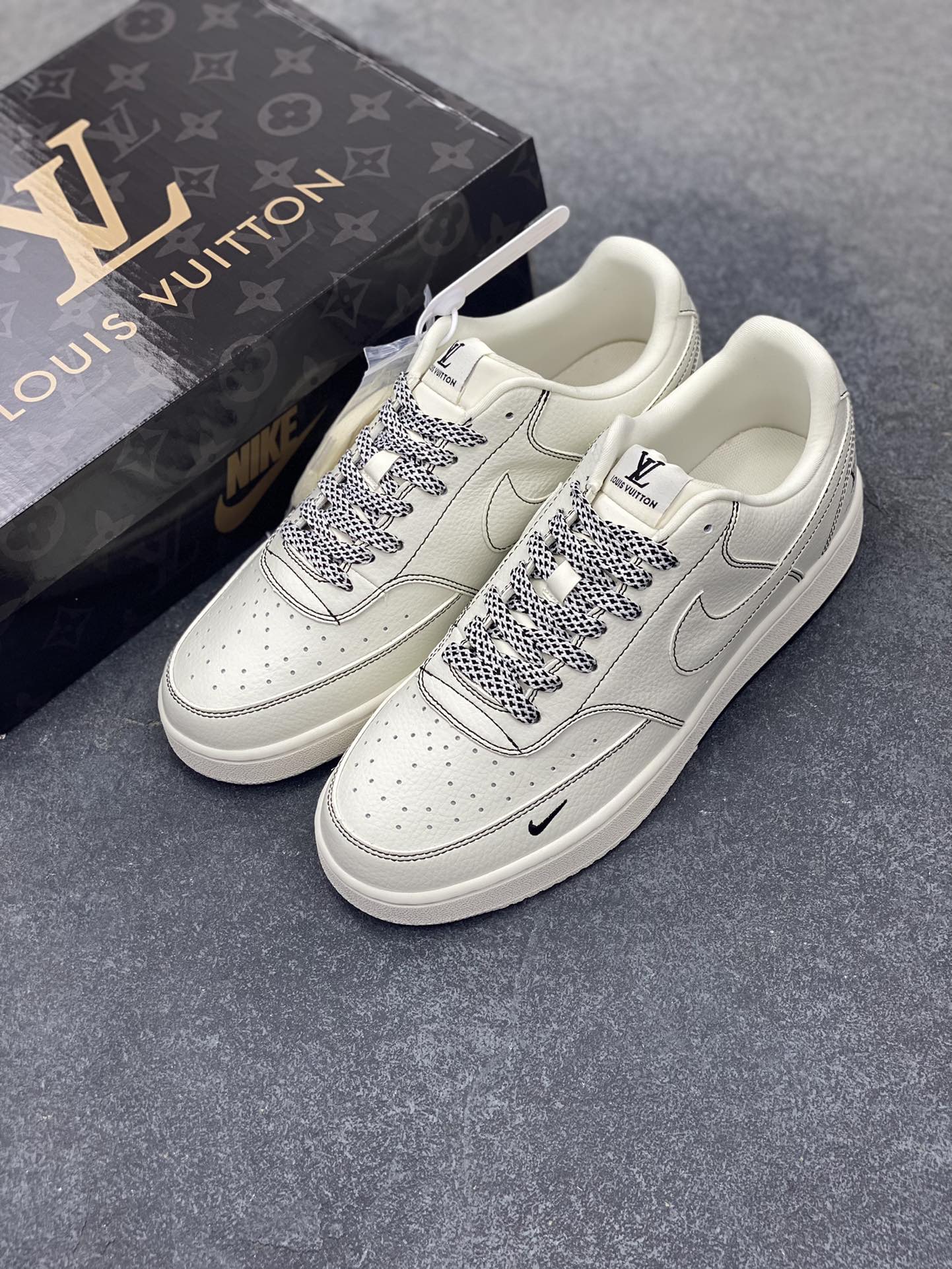 图片[8]-Nike Court Vision 1 LOW 低帮 板鞋 “LV联名——双拼黑线” 运动鞋 休闲鞋 折边针车 工艺难度大 原楦头原纸板 原装鞋盒 定制五金配件 内置全掌气垫 原厂鞋底 货号：CS5288-016 尺码：36 36.5 37.5 38 38.5 39 40 40.5 41 42 42.5 43 44 44.5 45-选品中心