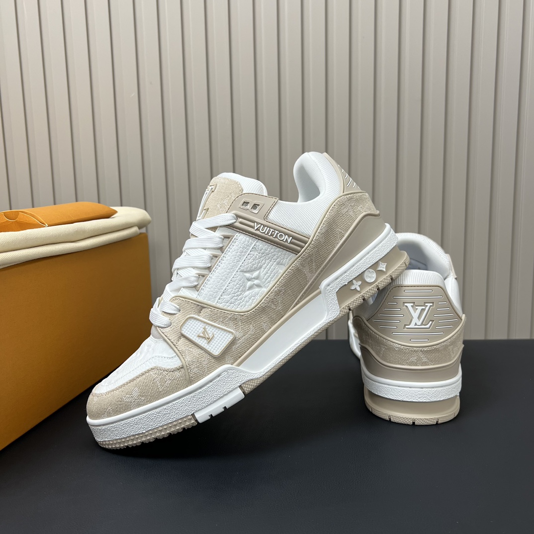 Louis Vuitton Trainer Sneaker Monogram Embossed Calf Leather White 8 i1750979389 7019 6