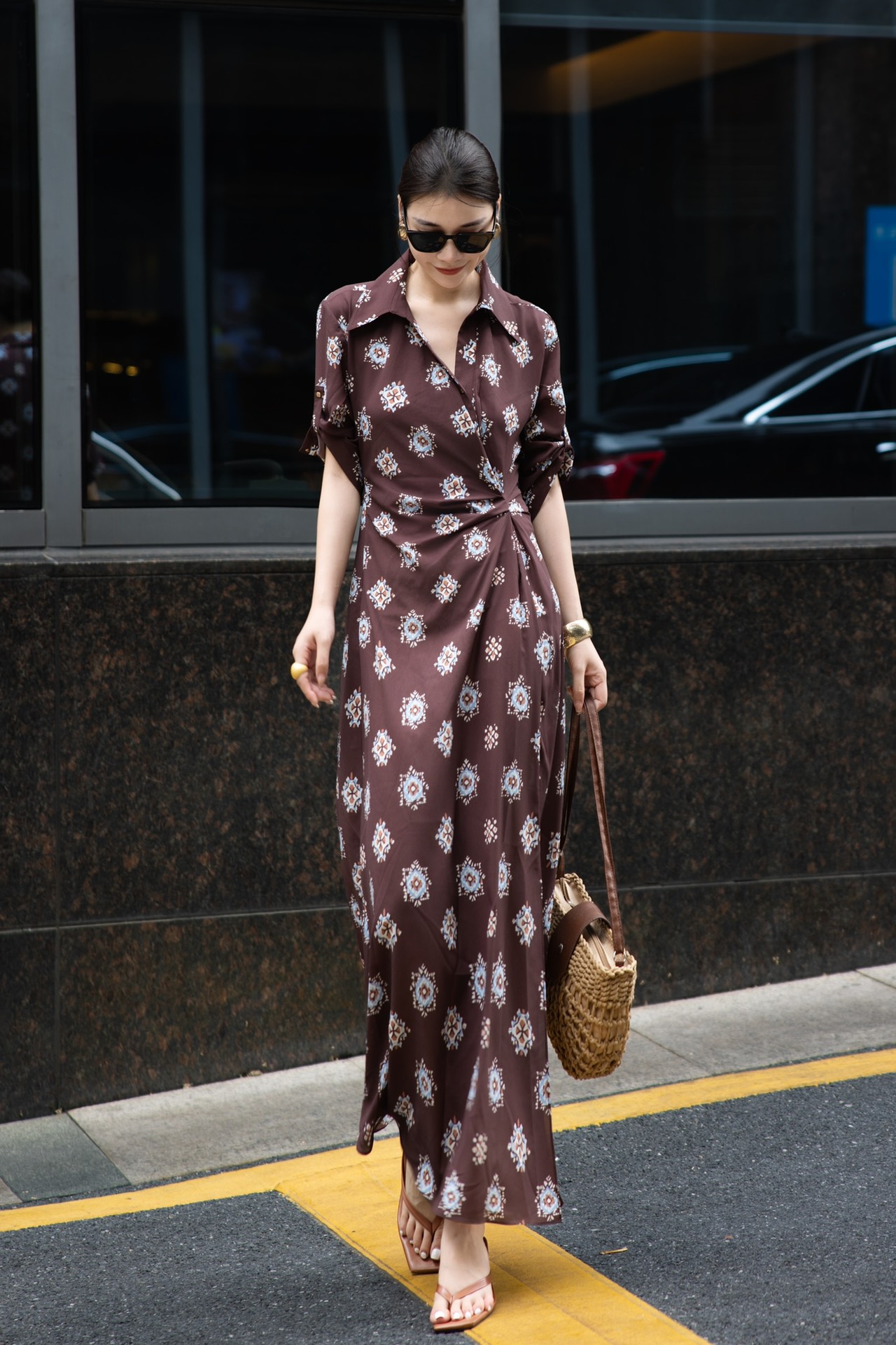 High-Quality Women’s Clothes: Fashionable Cloaks, Fabulous and Sophisticated Designs - 图片 2