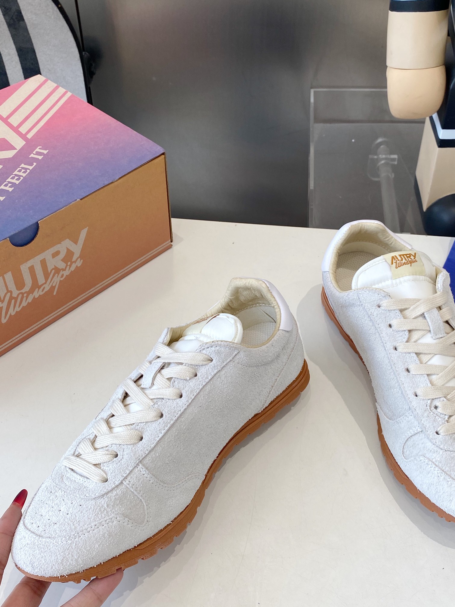 Top Leisure Shoes for Star Doctors: Doctor’s CK with Hairy Oxford Fabric & Pigskin Inner - 图片 2