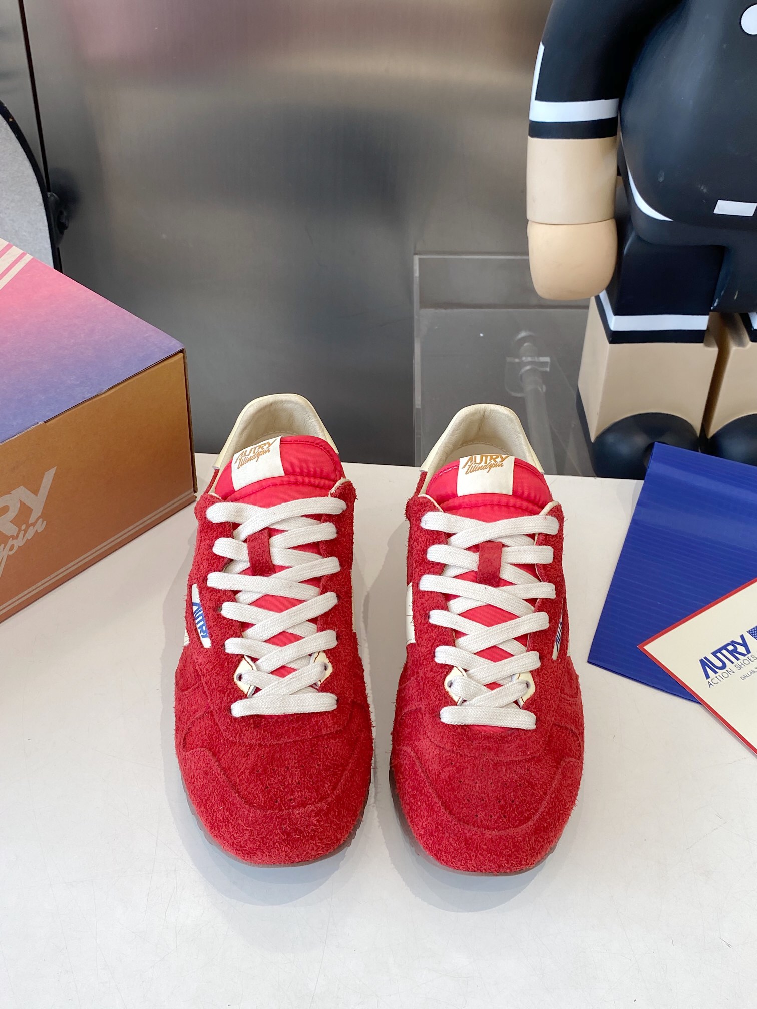 Top Leisure Shoes for Star Doctors: Doctor’s CK in Hairy Oxford Fabric, Piggy Skin Inner, Original Rubber Sole. - 图片 9
