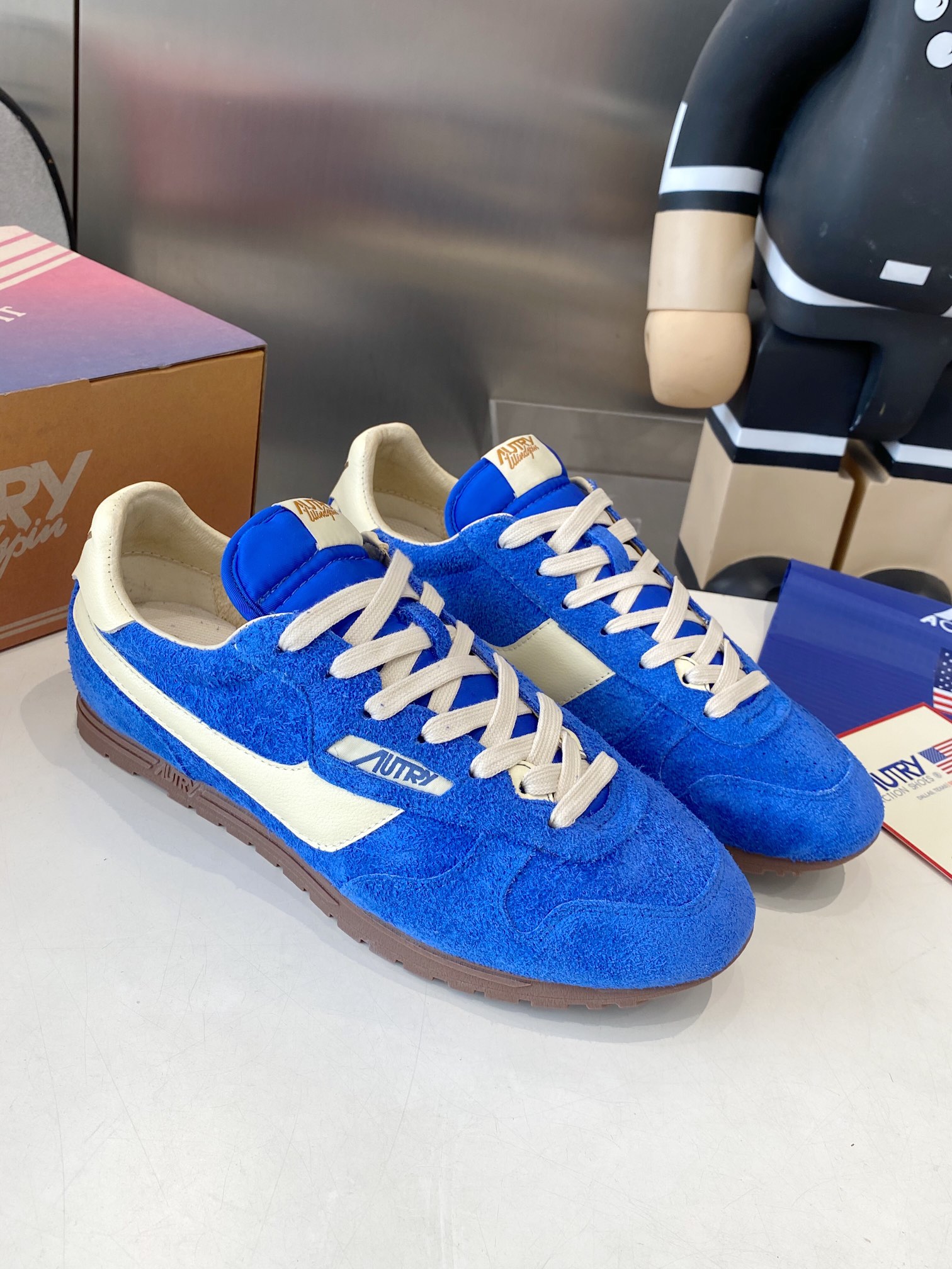 Top Leisure Shoes for Star Doctors: Doctor’s CK with Hairy Oxford Fabric & Piggy Skin Inner - 图片 3