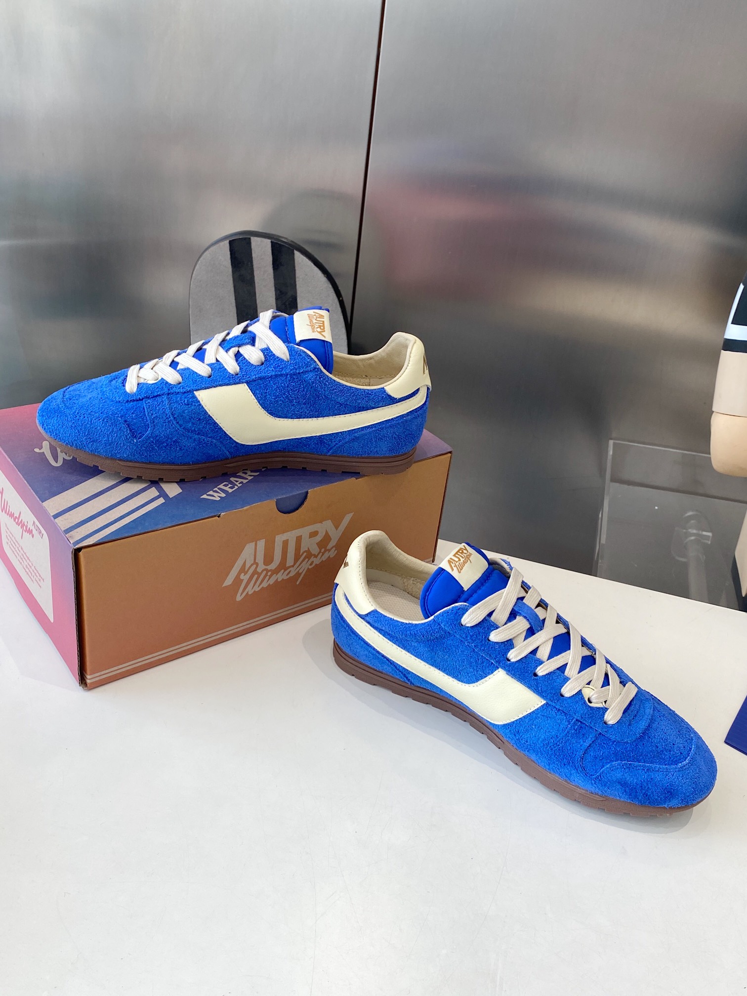 Top Leisure Shoes for Star Doctors: Doctor’s CK with Hairy Oxford Fabric & Piggy Skin Inner - 图片 6