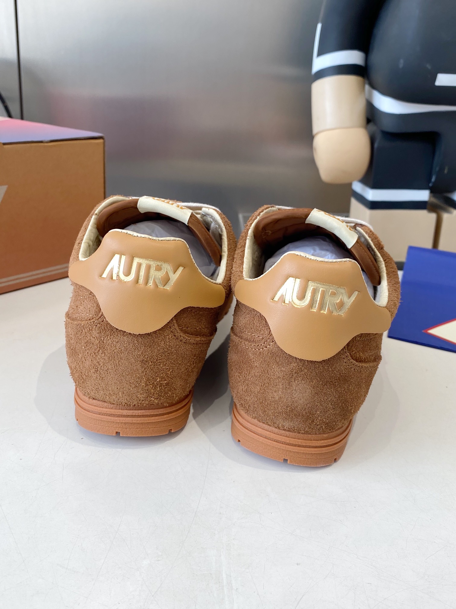 Top Leisure Shoe for Star Doctors: Doctor’s CK with Hairy Oxford Fabric and Pigskin Inner - 图片 7