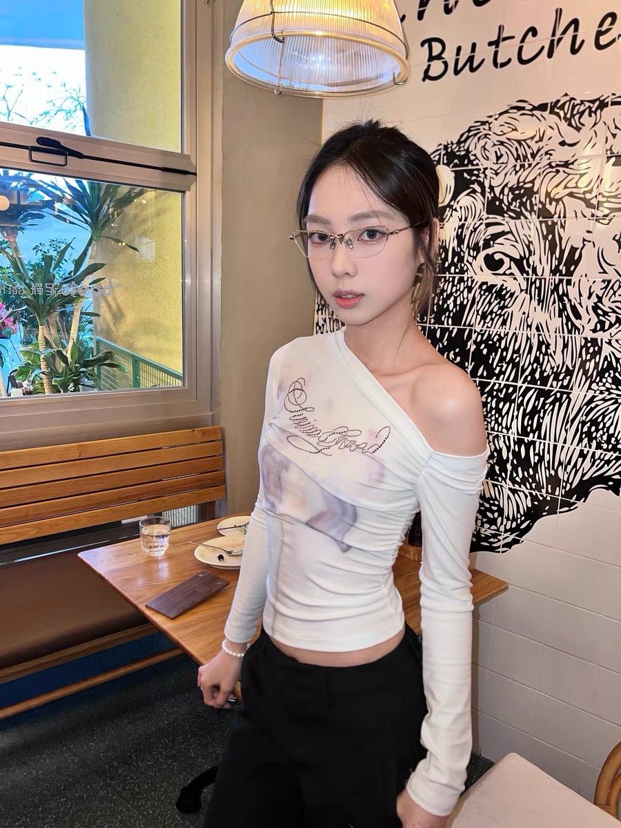 无钻 带钻‼️ 模特图 钛架YVMIN尤目x SHUSHUTONG 金属蝴蝶结点钻装饰眼镜尤目YVMIN
