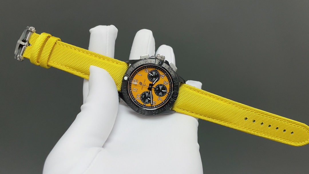 Breitling 百年灵，复仇者系列，重磅来袭