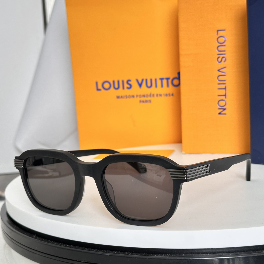 ‼️LOUIS VUITTO*
TOP QUALITY
MODEL：Z2889
SIZE：53口22-