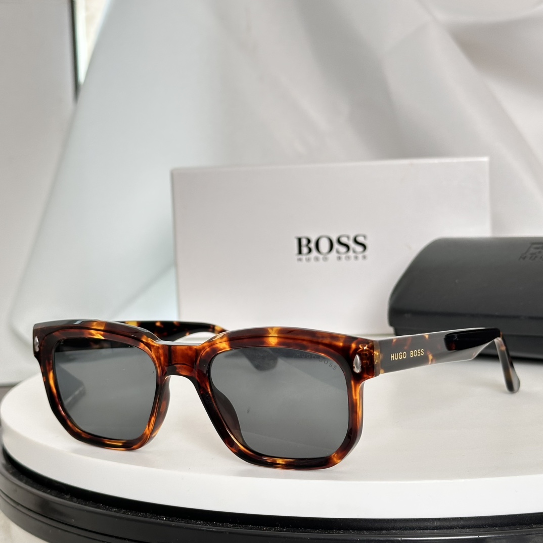 ‼️BOSS RTA-2006 Size：51口20-145 
太阳眼镜 🕶高品质 
不挑脸 火的狠 