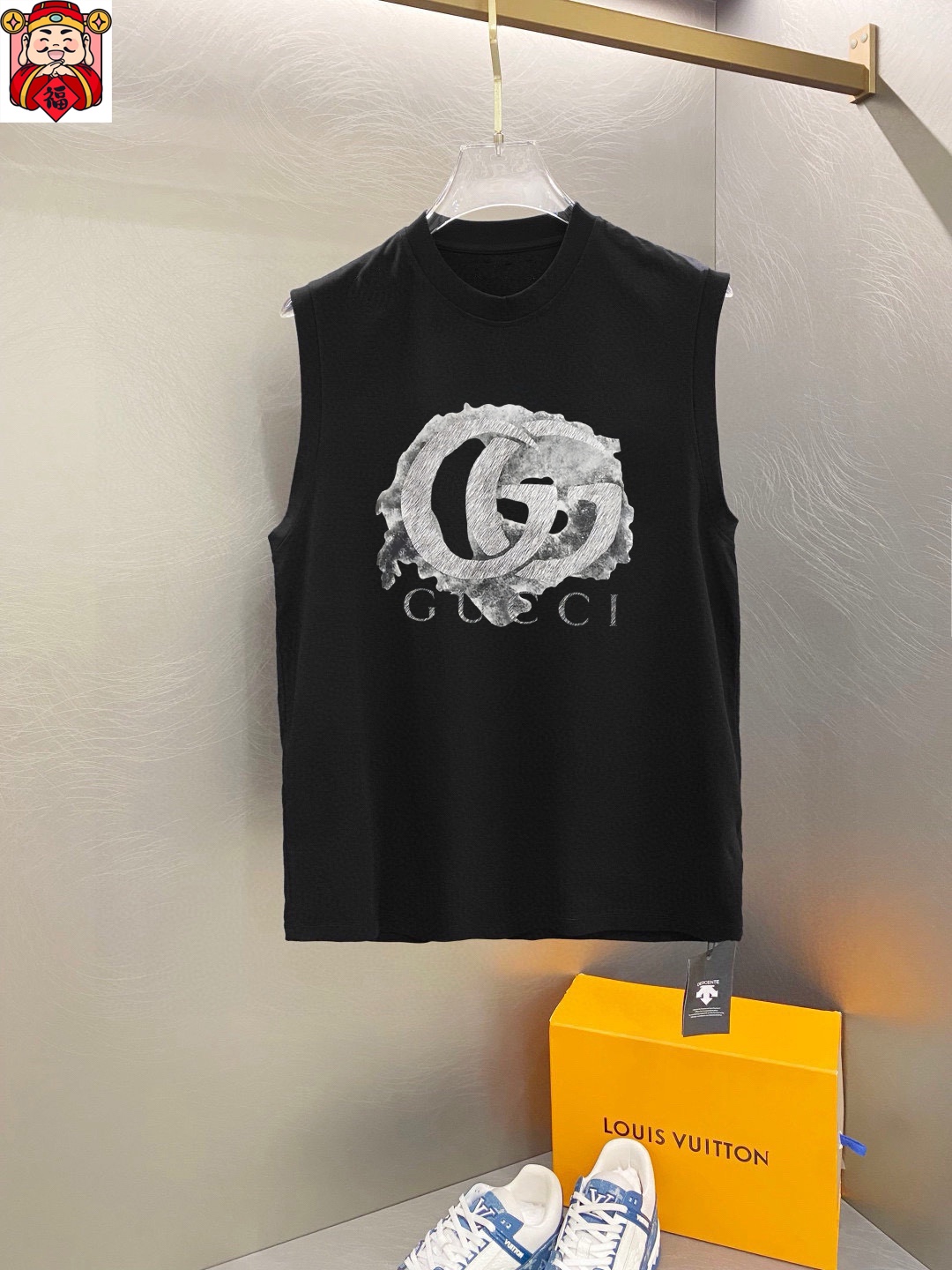 Gucci 品牌【GUCCI 古奇】2025夏季新品背心T袖 简约款式 任何人都可以轻松驾驶 进口定制丝光棉面料 手软舒适有型 吸汗透气