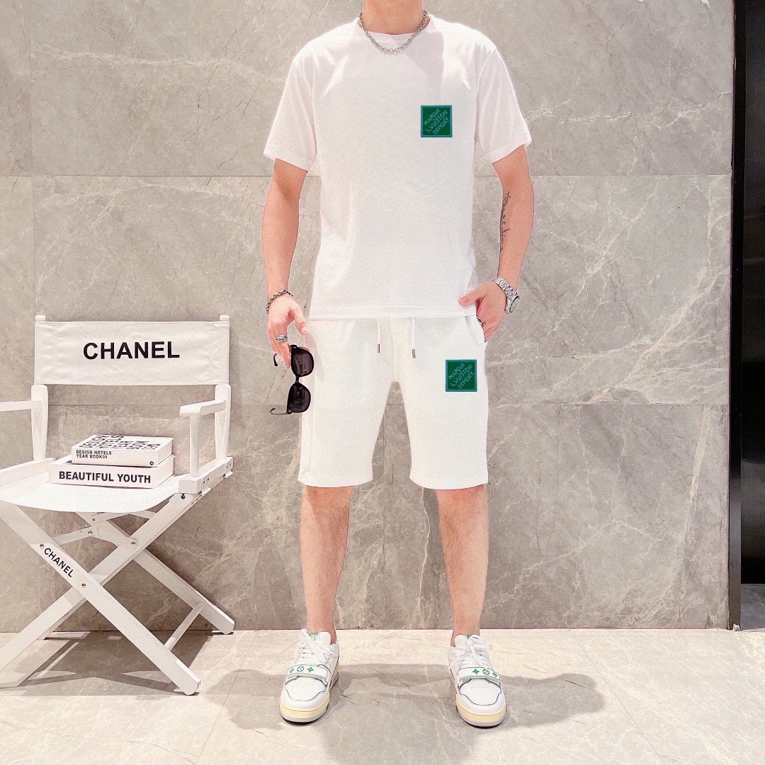 Louis Vuitton 品牌【LV路易威登】 2025新款男士短袖短裤套装 销售 市面高端版本 手感细腻柔软 让你穿着更加舒适 立体裁剪版型超赞 尺码:M-5XL下单请报身高体重