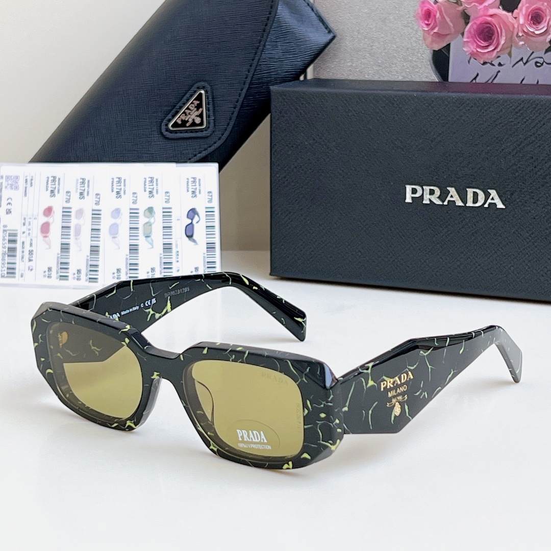 新色‼️‼️万众瞩目的顶级货~前后经历了足足几个月的摸索打版 总算不负众望将最好的东西呈现给大家 看似简