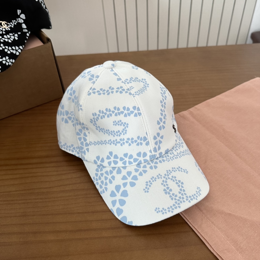 

香奈儿CHANEL 新品高定棒球帽，小香logo经典简约，时尚休闲设计 跑量新品