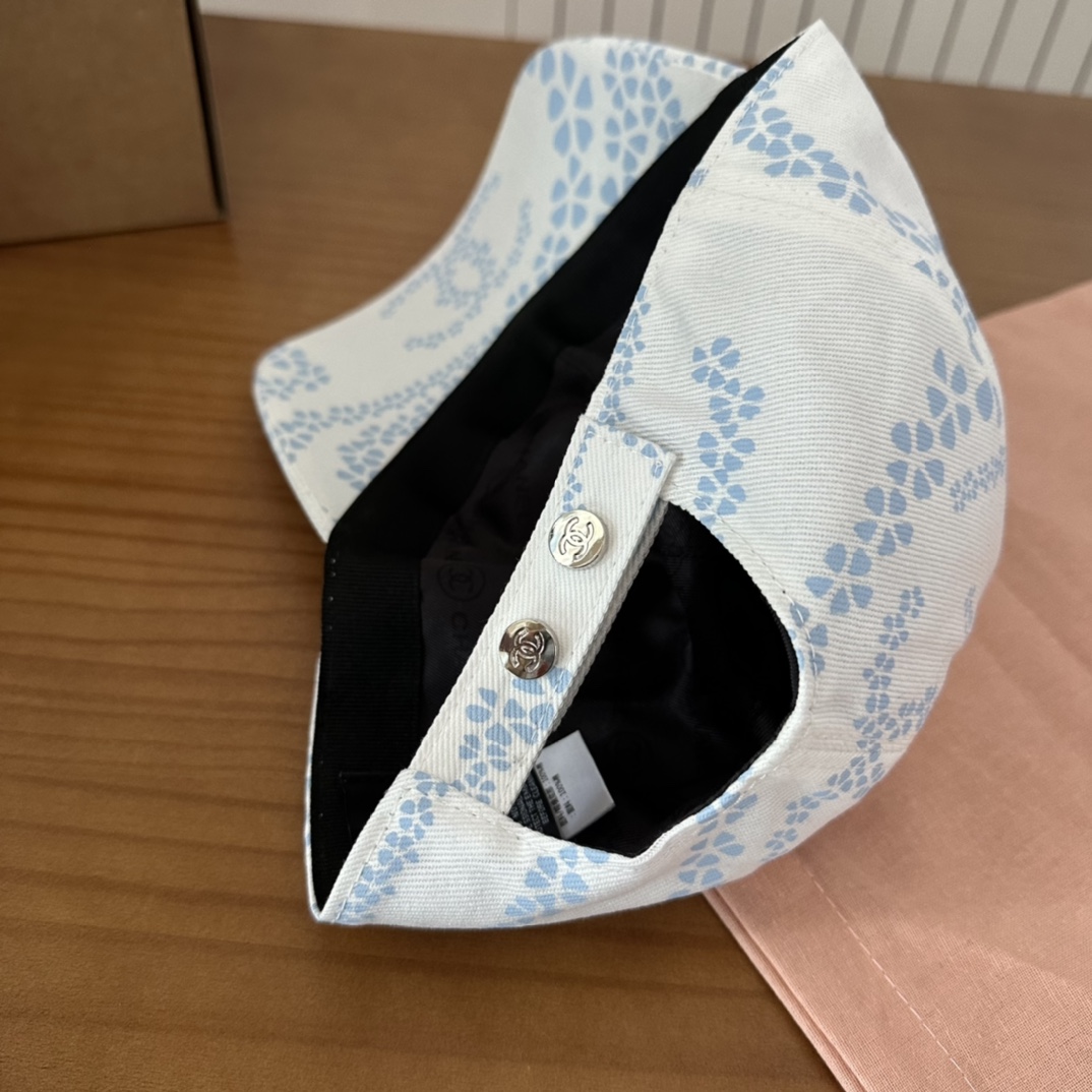 

香奈儿CHANEL 新品高定棒球帽，小香logo经典简约，时尚休闲设计 跑量新品