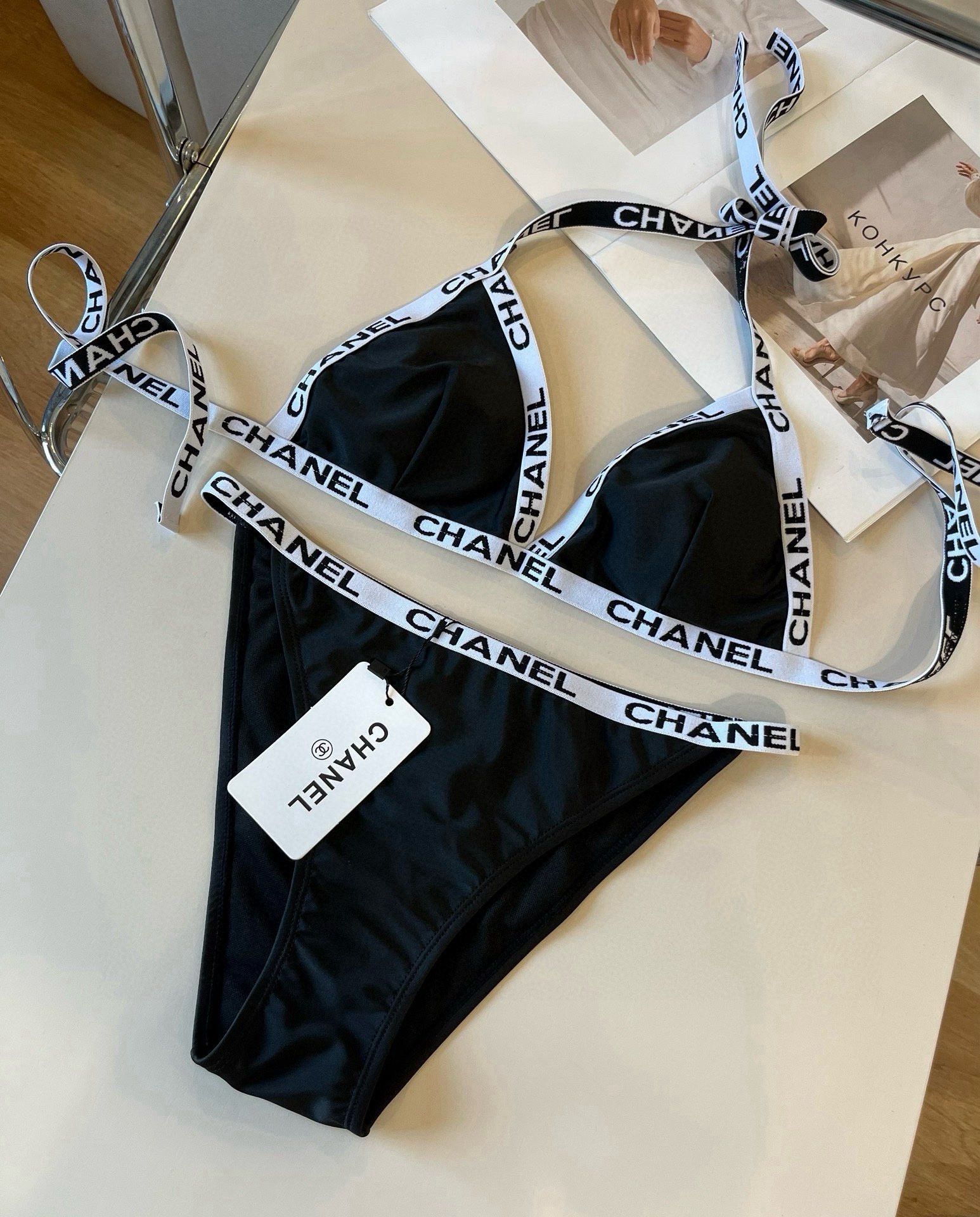 NO:375502,Chanel Chanel Bikini, S M L XL Swimsuits Swimsuits Bikini, Swimsuits, Swimsuits, Bikini, Chanel, Swimsuits, Bikinis19860909Chanel香奈儿比基尼,S M L XL泳衣泳裤比基尼,泳衣，泳裤，比基尼,chanel,chanel,swimsuits,bikinis,accessory
